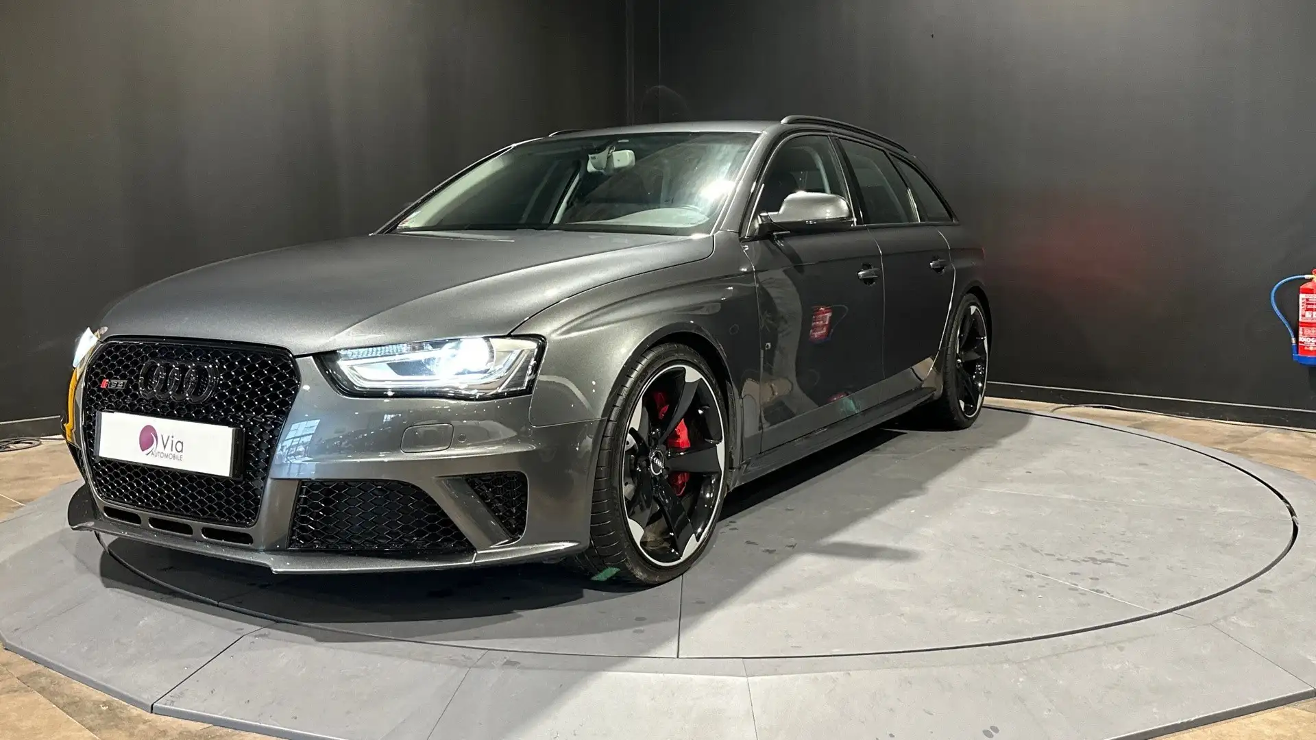 Audi RS4 RS4 V8 4.2 FSI 450 Quattro Grau - 1