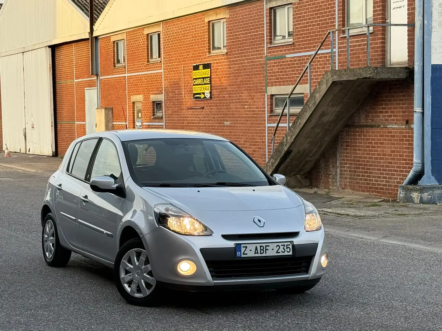 Renault Clio 1.2 ✔️ prête pour immatriculation✔️ Airco - 1