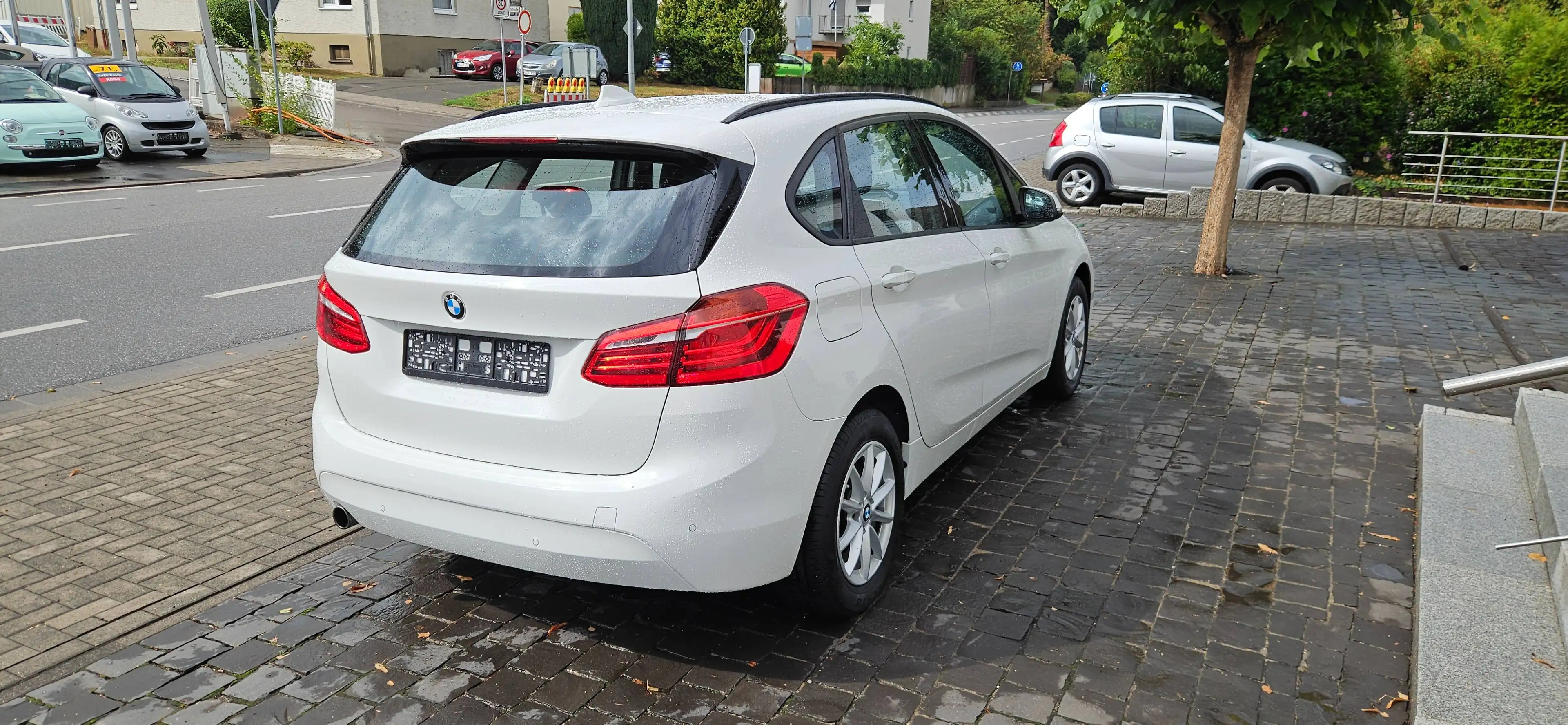 BMW 216 216 i — photo 7