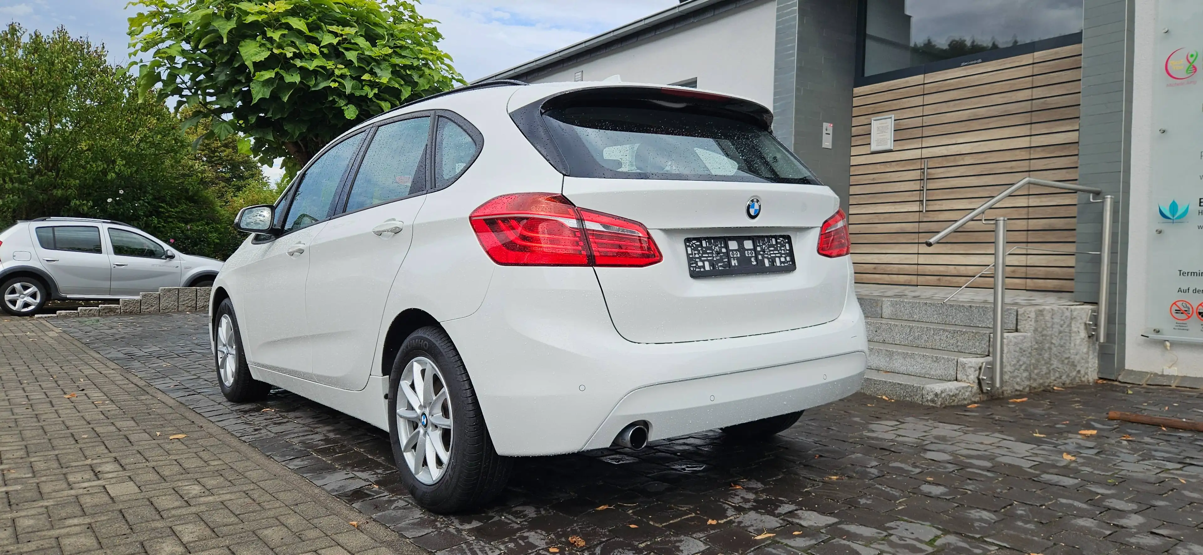 BMW 216 216 i — photo 4