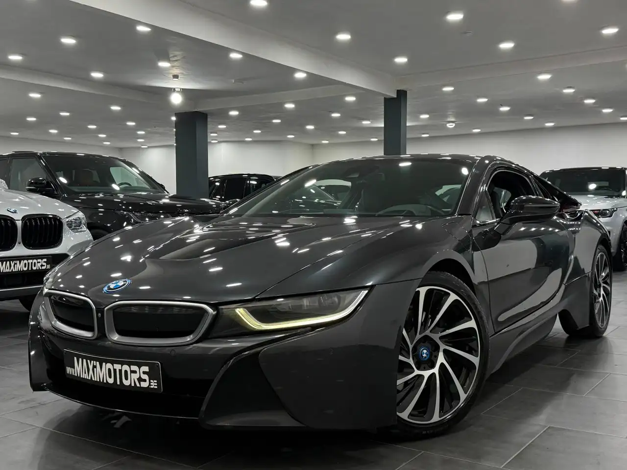 BMW i8