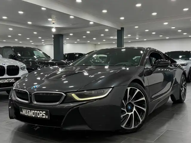 BMW i8 Coupé Facelift 2018 Carplay Touchscreen Full Service