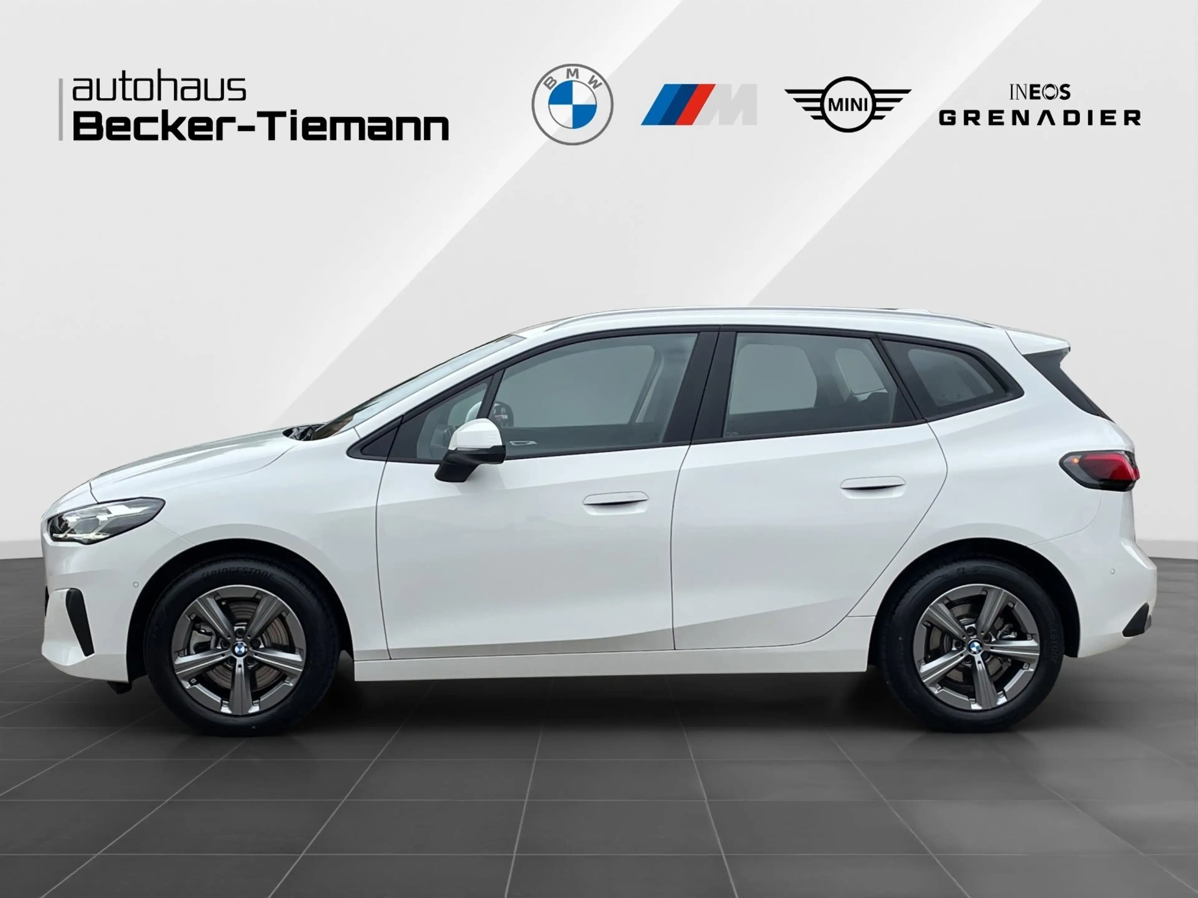 BMW 223 i xDrive Active Tourer/ AHK/ Adap. LED/ RFK — photo 4