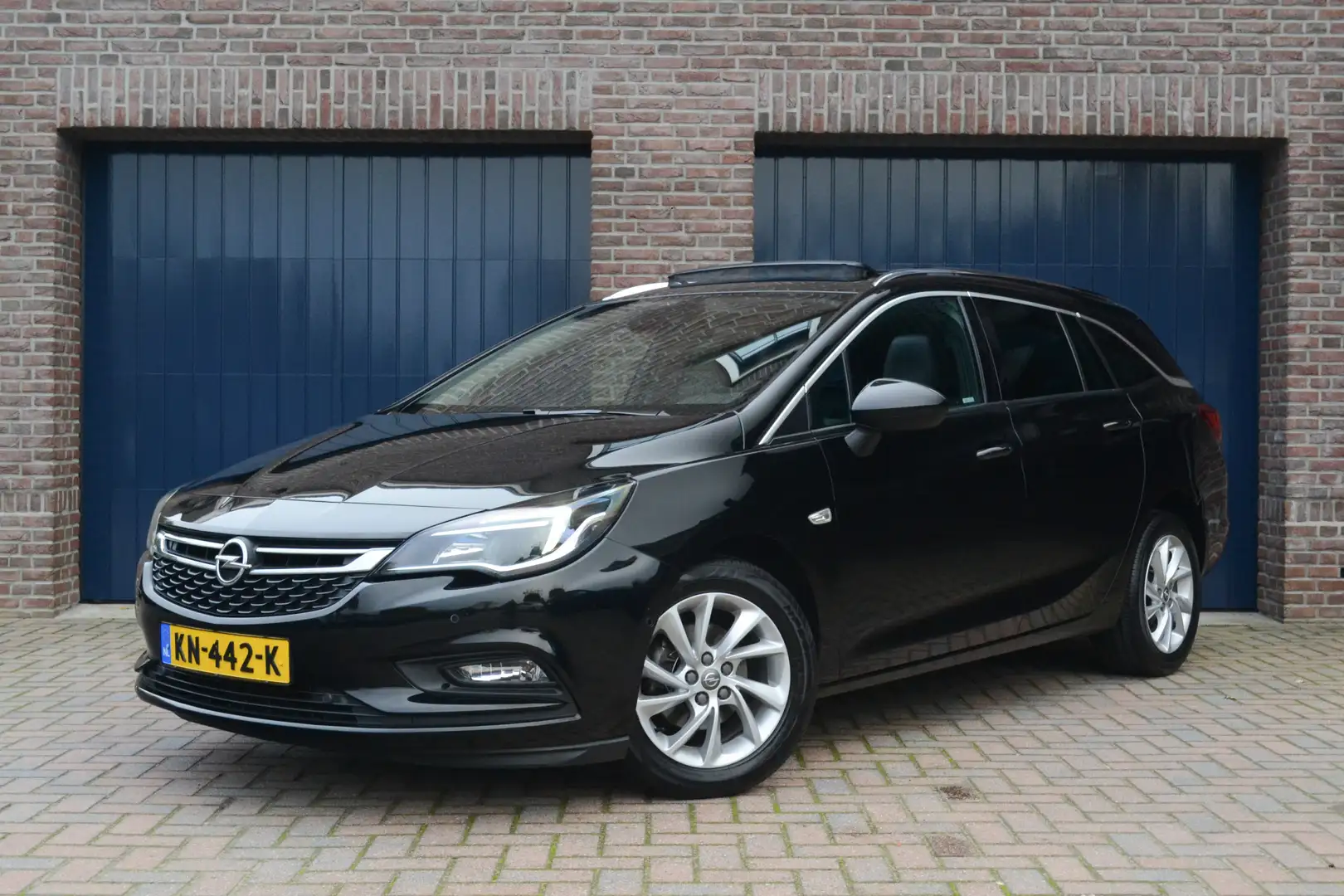 Opel Astra Sports Tourer 1.0 Innovation | Schuifdak | Keyless Noir - 1