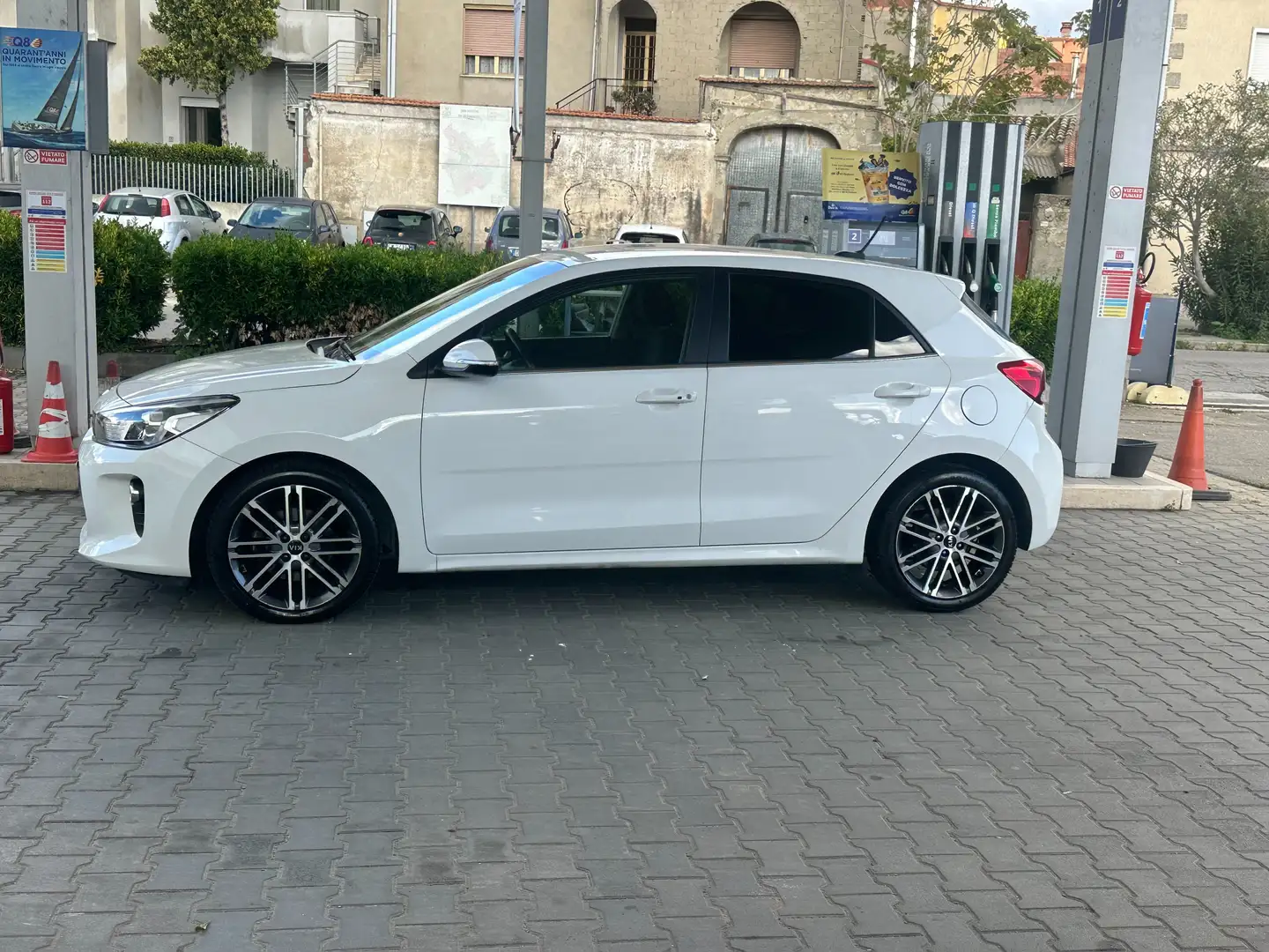 Kia Rio Rio IV 2017 1.4 crdi Cool Techno Pack 90cv - 1