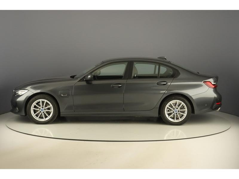 BMW 320 e 204pk Pack Business — photo 2