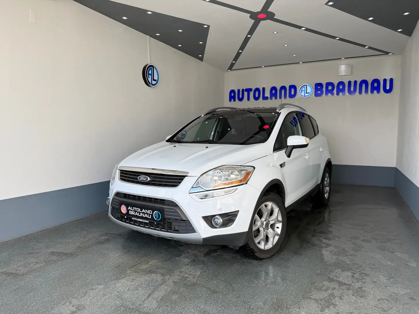 Ford Kuga Kuga 2.0 TDCi 4x4 Aut. Titanium Weiß - 1