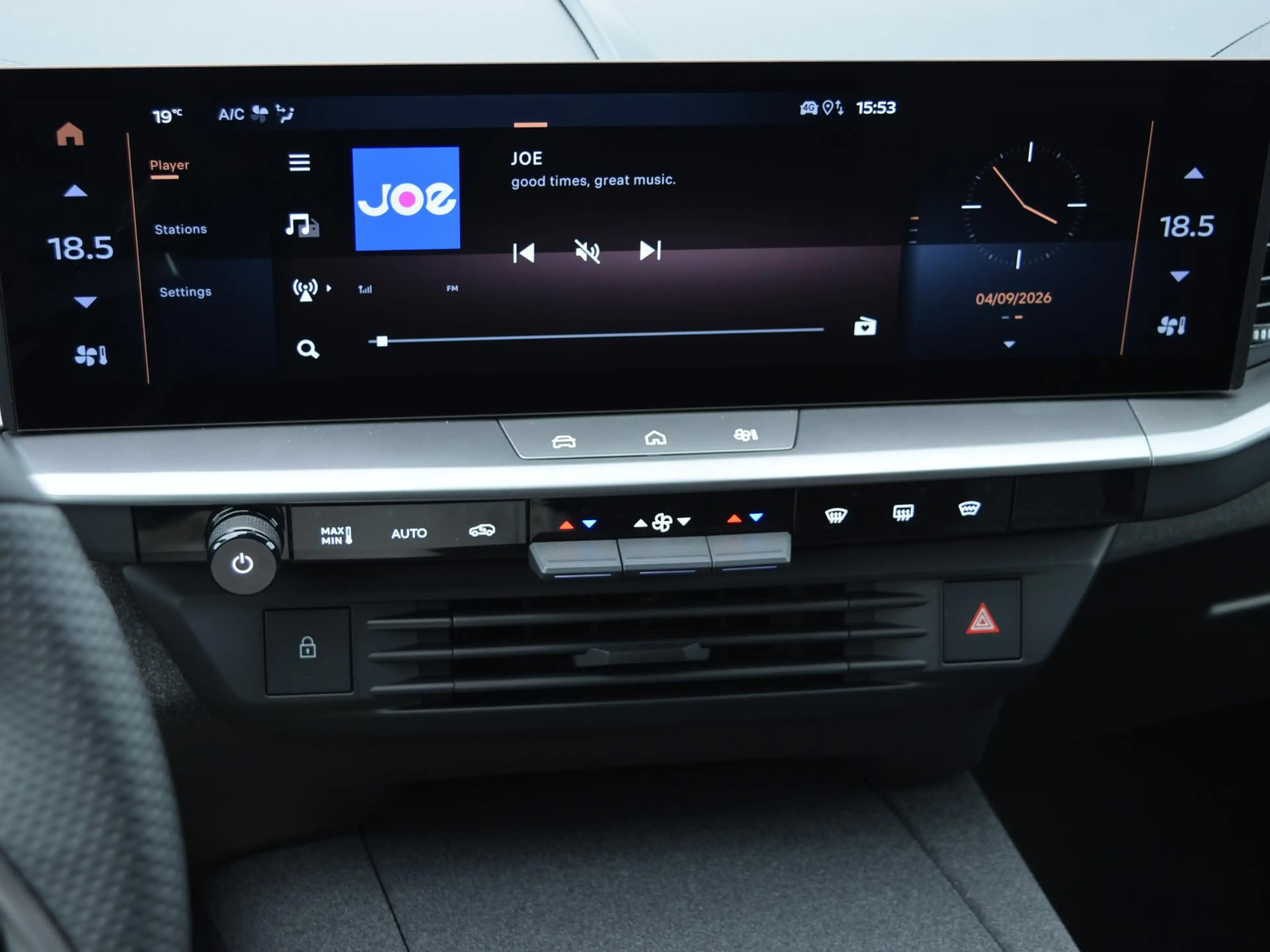 Opel Grandland 1.2 Turbo Hybrid Business Edition | AUTOMAAT | 145 — photo 11