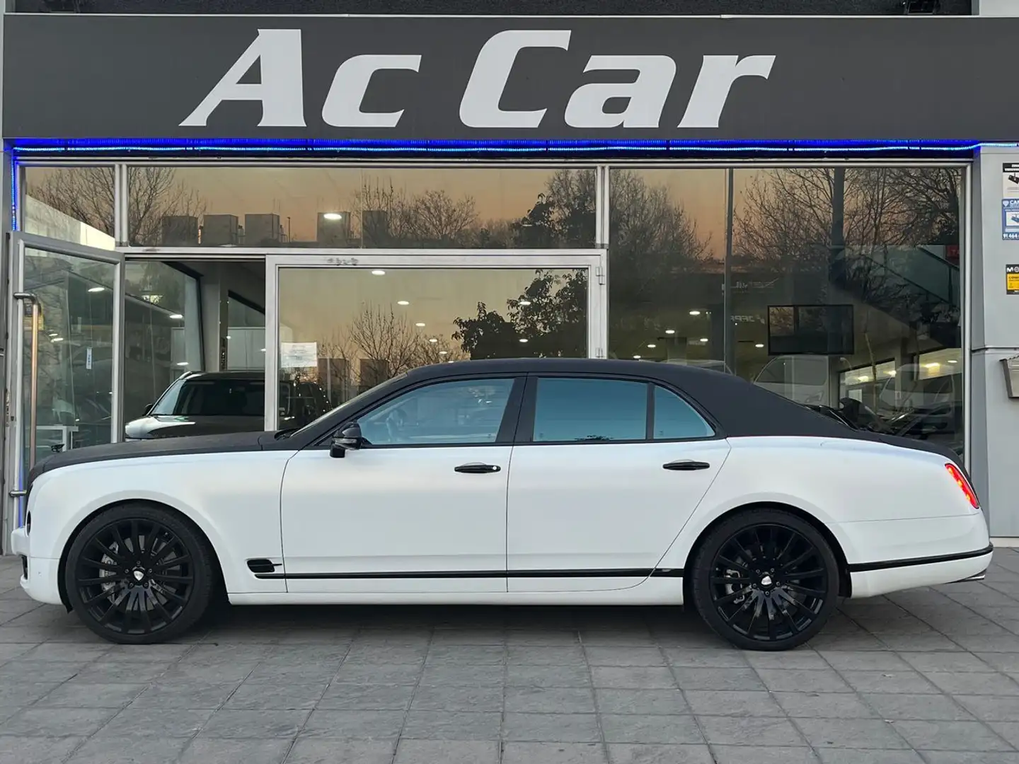 Bentley Mulsanne Nero - 1