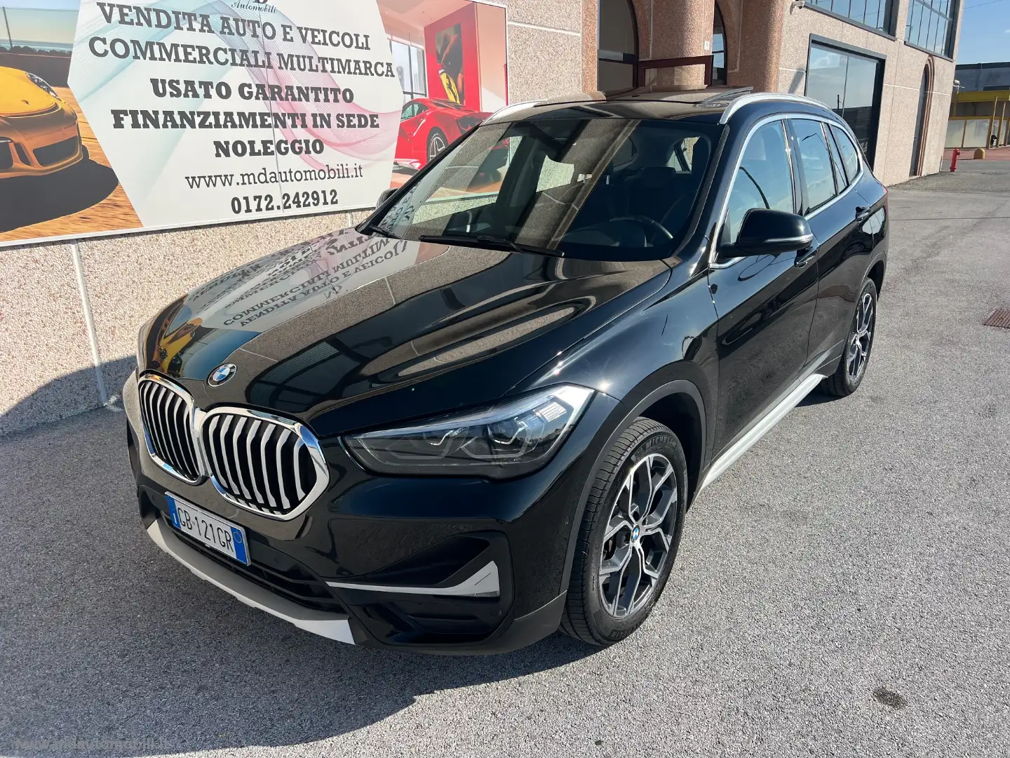 BMW X1 sDrive18d xLine Plus TETTO 18 CAMERA Noir - 1