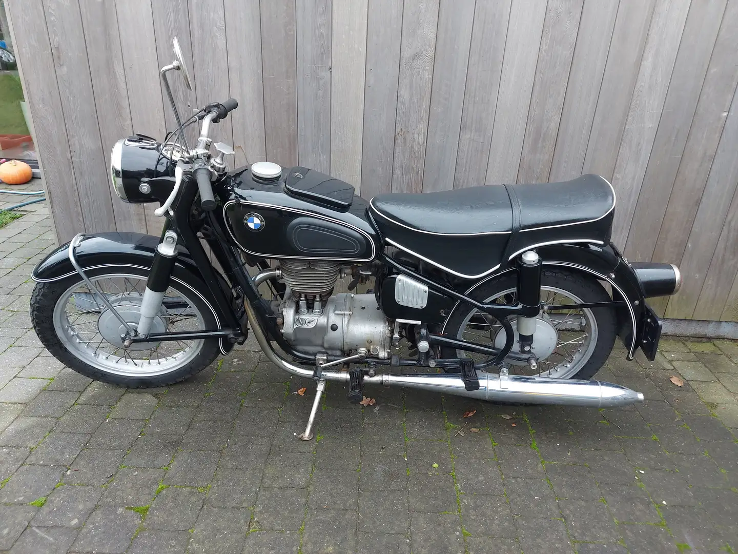 BMW R 26 Black - 1