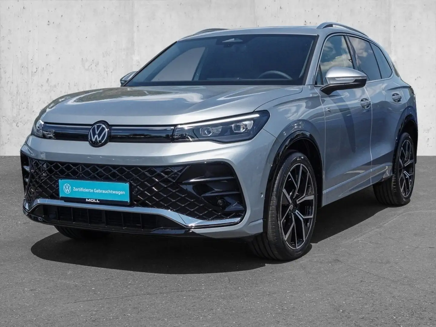 Volkswagen Tiguan 1.5 eTSI DSG R-Line PANO AHK NAVI LED Срібний - 2