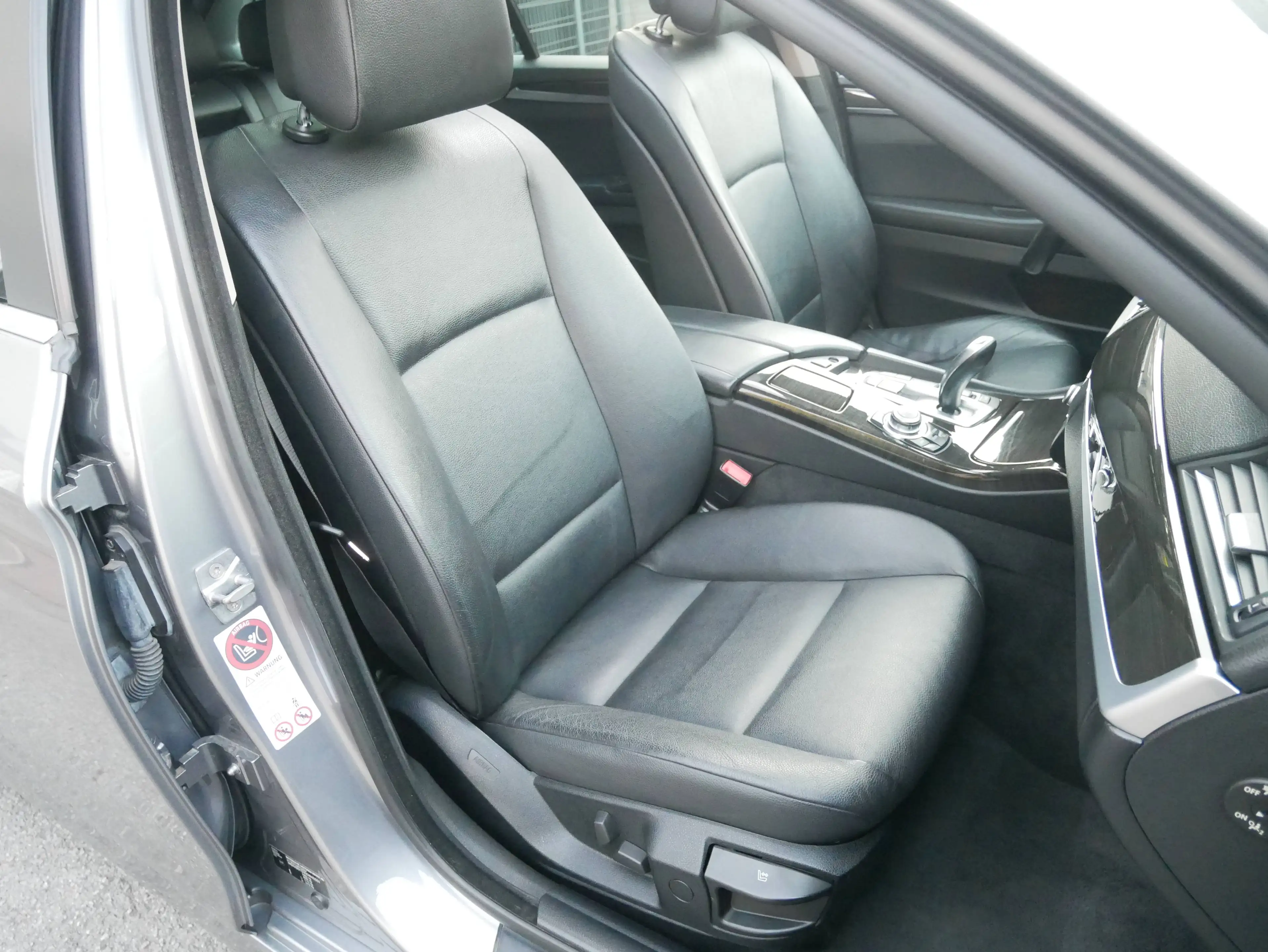 BMW 525 525 d xDrive Touring Aut. Pano Leder Navi Bi-Xenon AHK PDC ZV MFL — photo 14