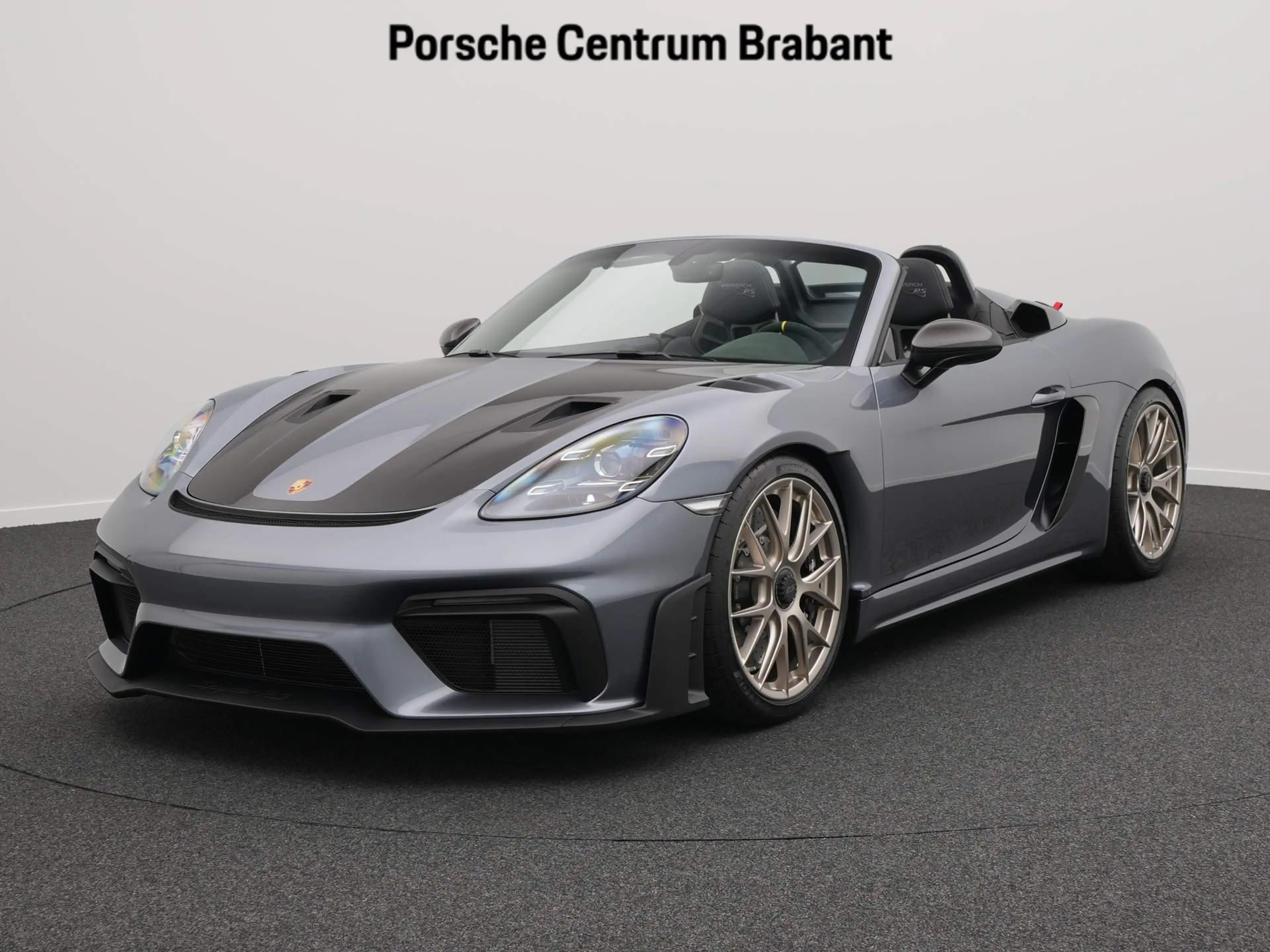 Porsche 718 Spyder RS