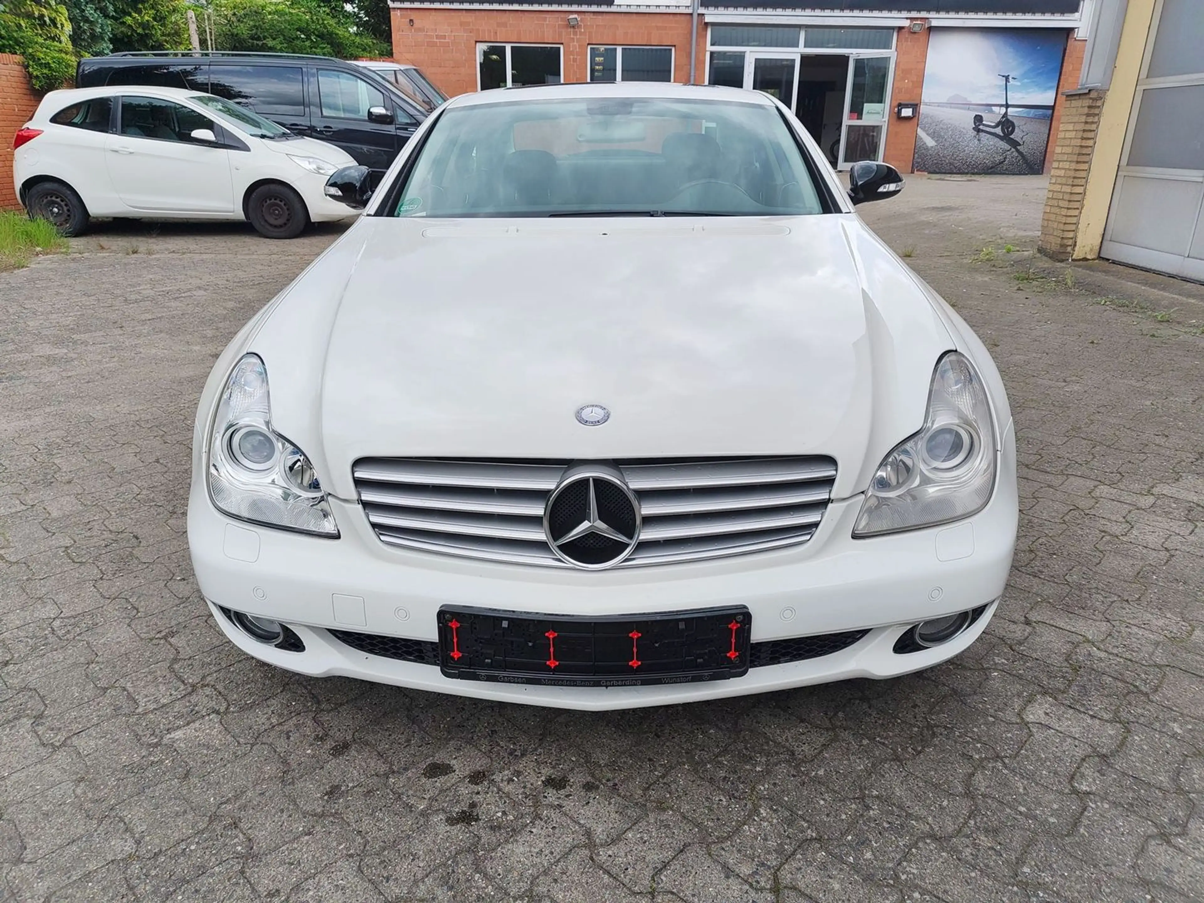 Mercedes-Benz CLS 350 *Memory*Bi-Xenon*Leder*H&K*Navi*PDC*PRINS-LPG* — photo 8