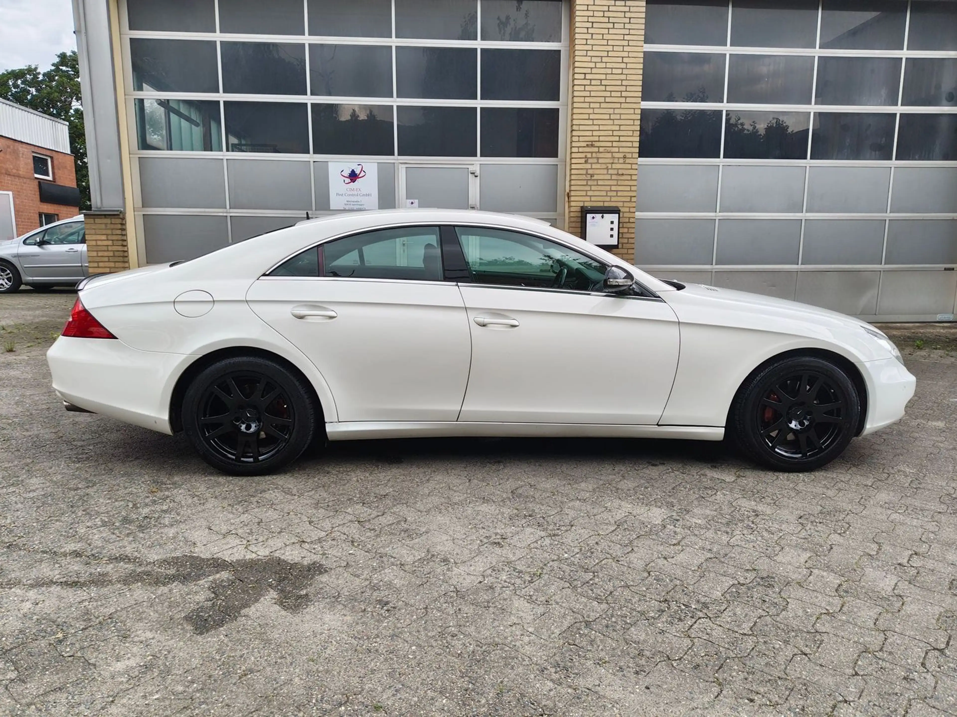 Mercedes-Benz CLS 350 *Memory*Bi-Xenon*Leder*H&K*Navi*PDC*PRINS-LPG* — photo 7
