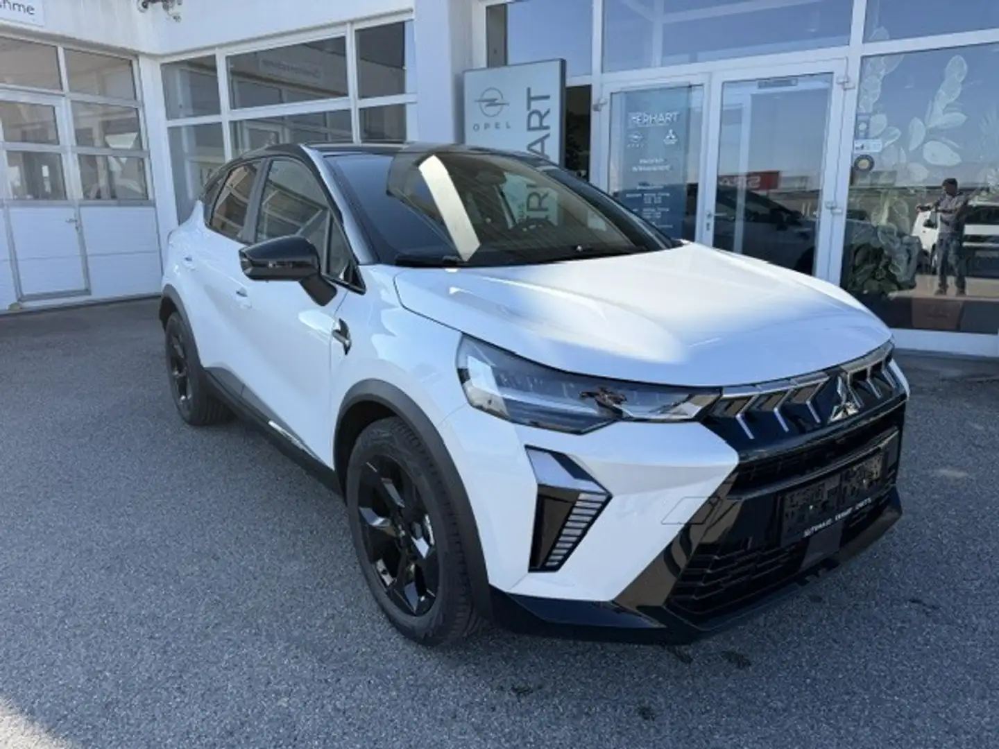 Mitsubishi ASX 1,2 DI-T Invite Black Edition Weiß - 2