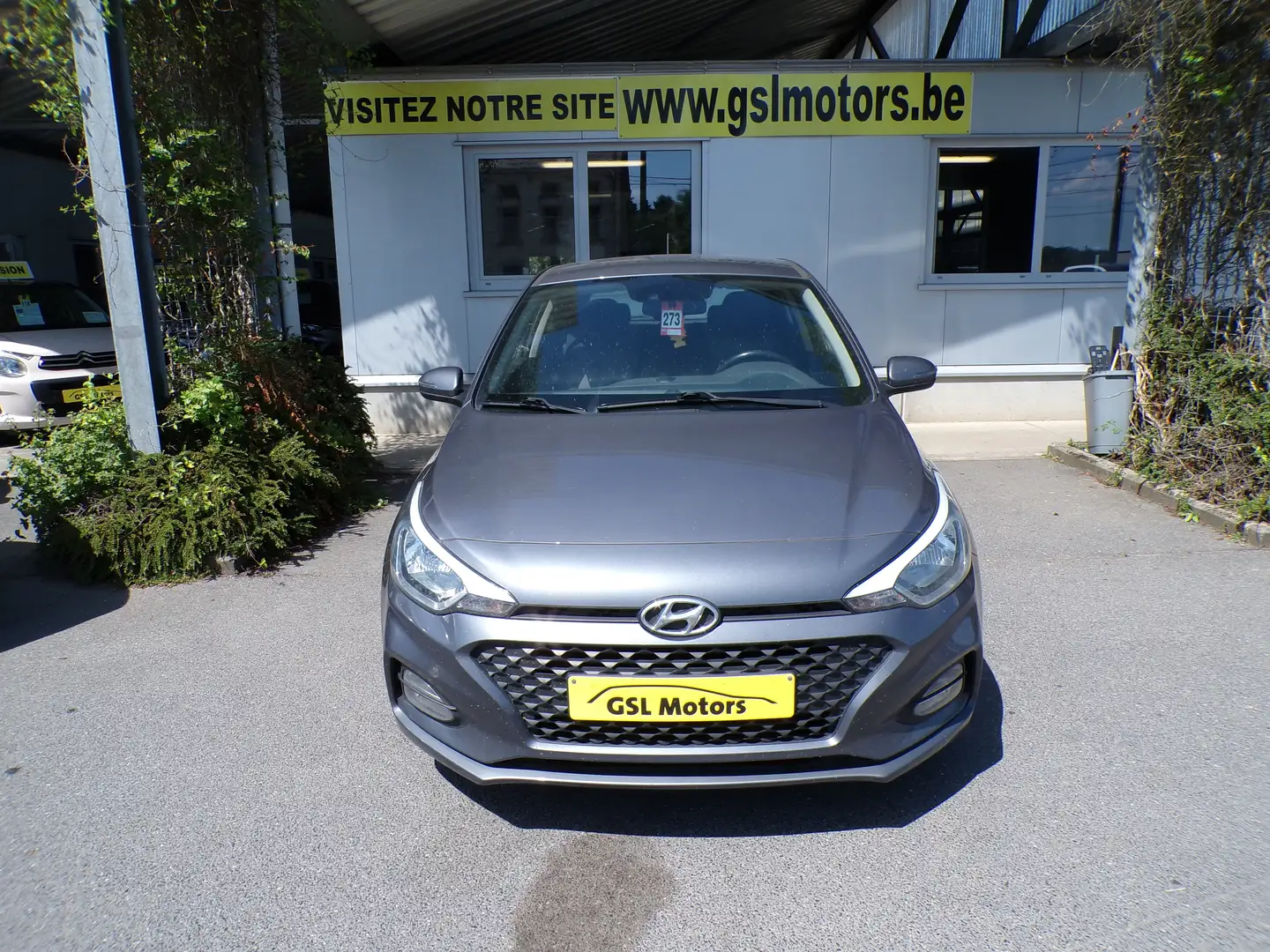 Hyundai i20 1.0T-GDi 100cv Gris 07/20 99.026km Airco Bluetooth Gris - 2
