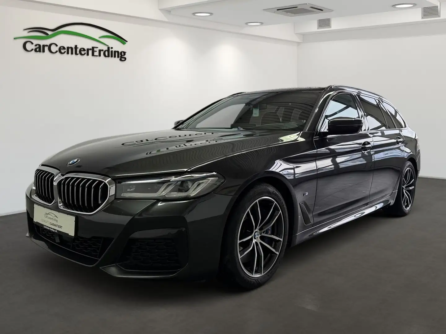 BMW 540 dTxDrive*M Sport*Laser*ACC*Navi*Pano*Kamera* Gris - 1