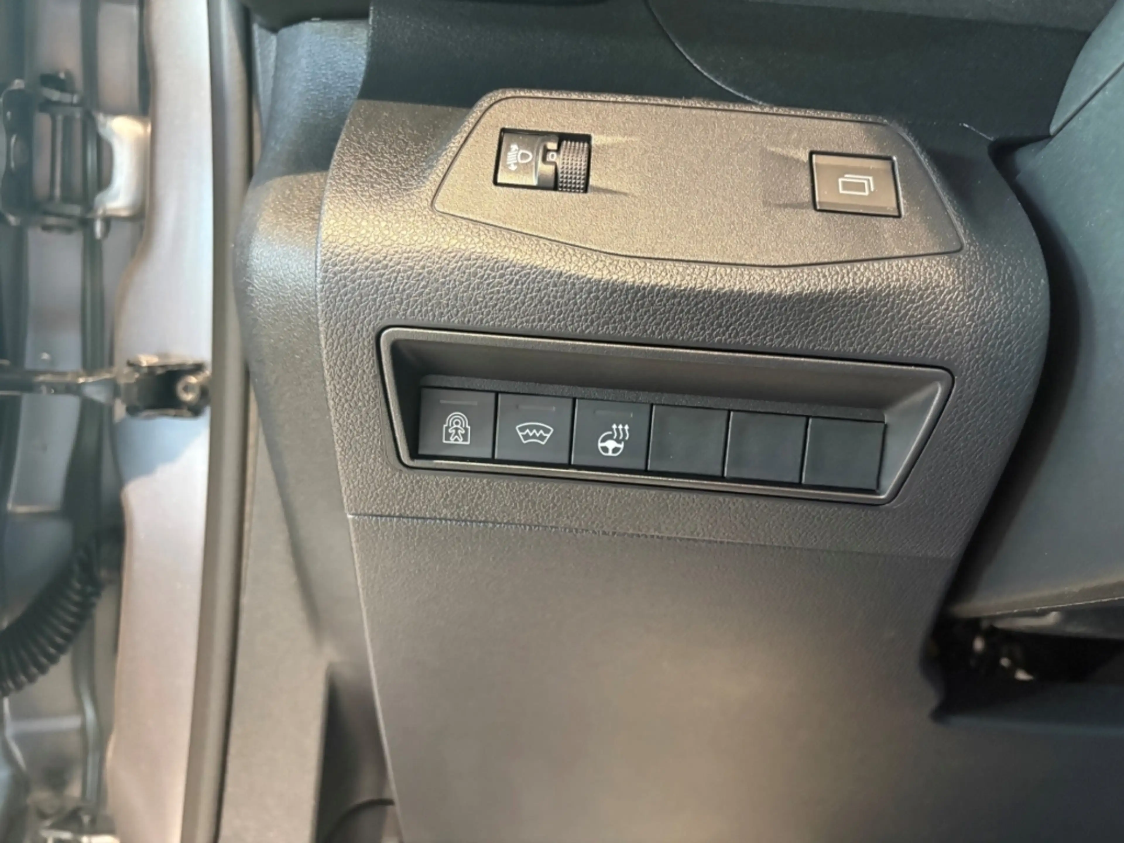 Peugeot Rifter N1 L1 Allure Diesel 130 EAT8 KAMERA DAB — photo 12
