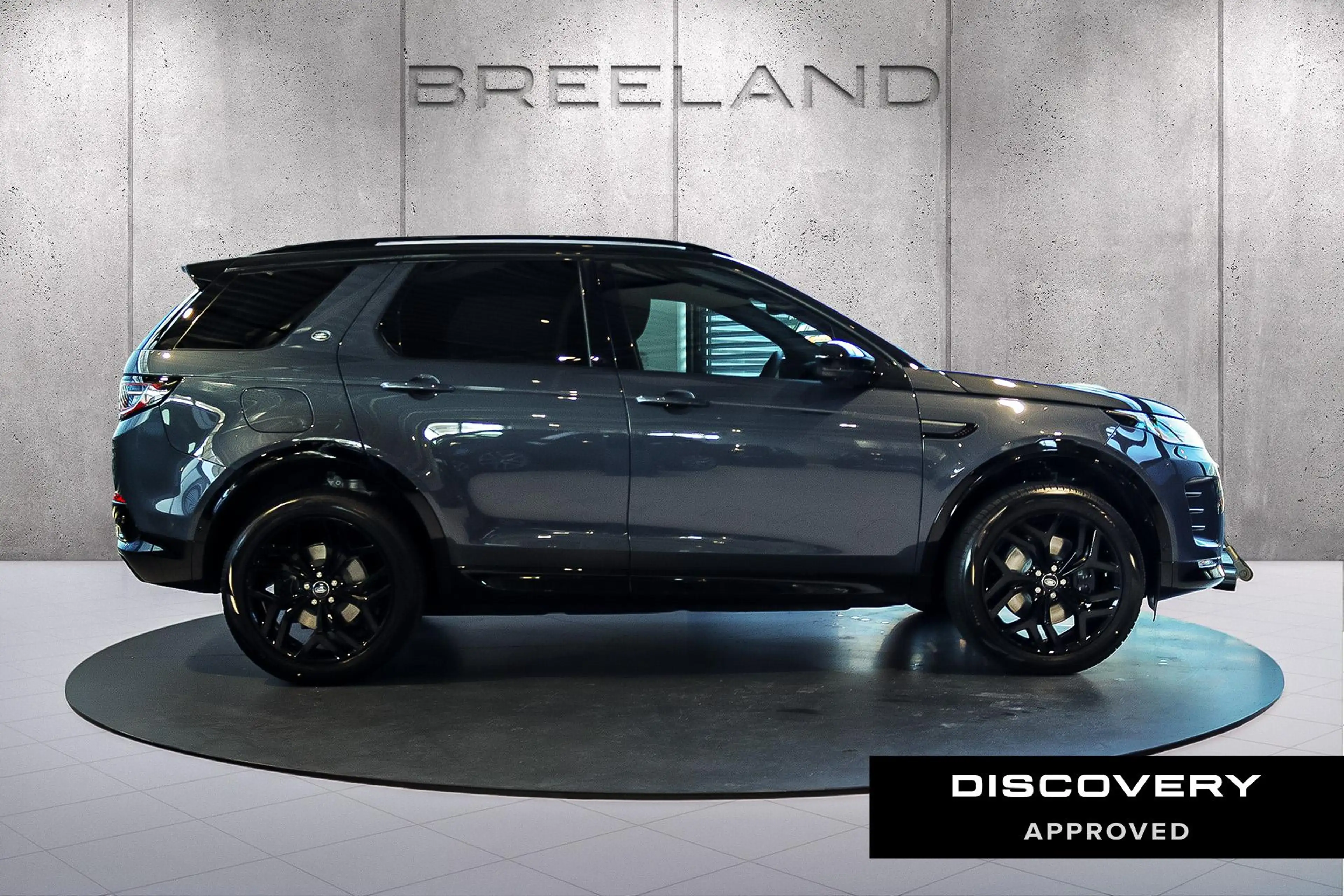 Land Rover Discovery Sport P270e Landmark Edition | Cold Climate Pack | Panor — photo 6
