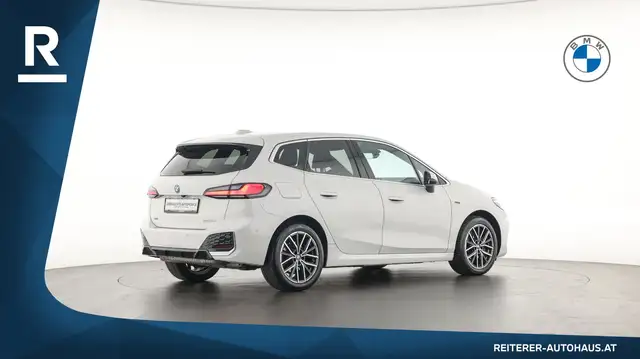 BMW 2 Series view 6