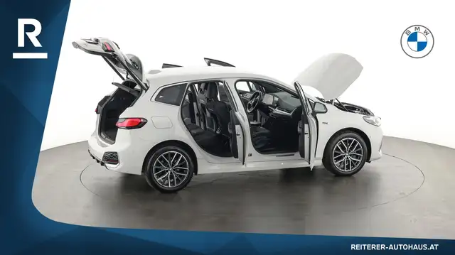 BMW 2 Series view 12