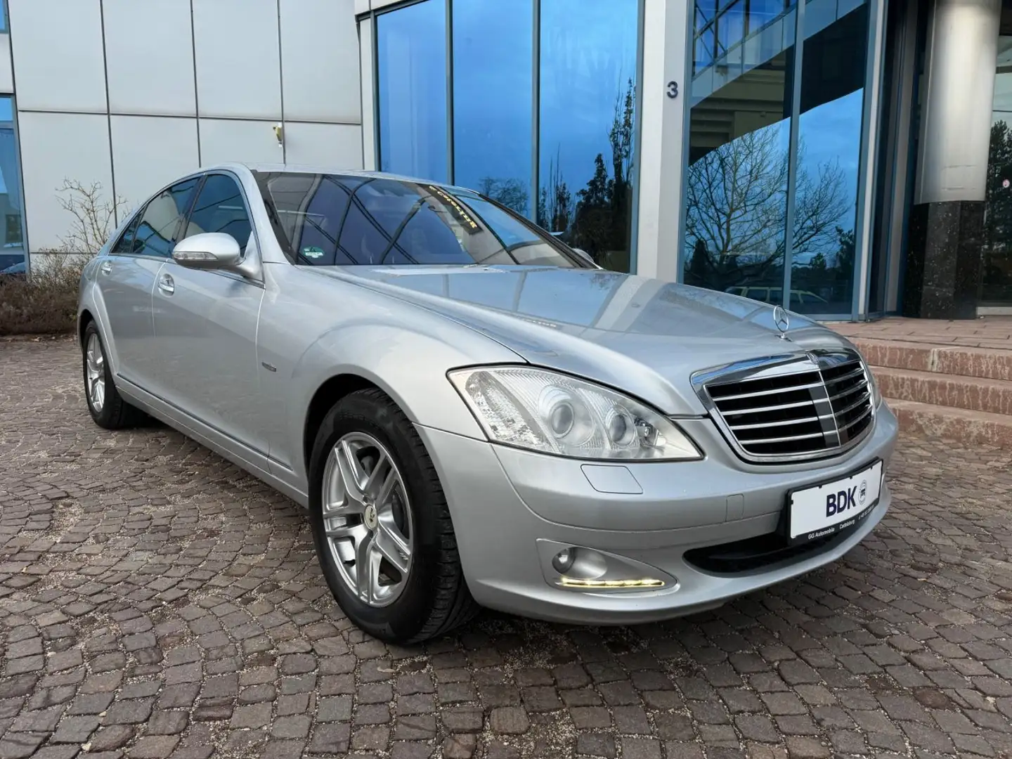 Mercedes-Benz S 320 Lim. S 320 CDI LANG XEN NAVI 200 KW Argintiu - 1