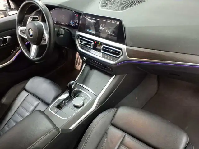BMW 3 Series view 12