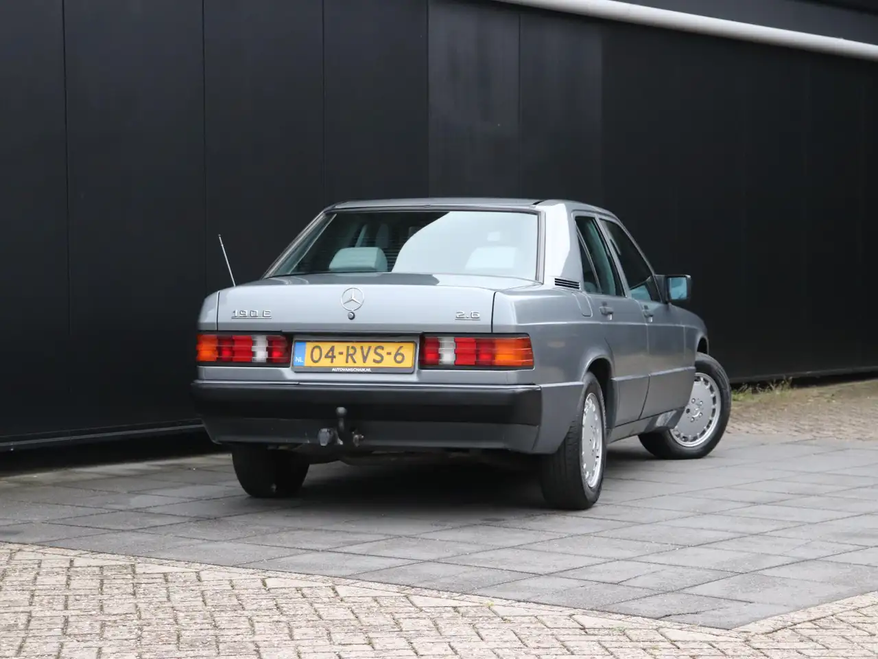 Mercedes-Benz 190 2.6 E | AUT. | SCHUIFDAK | TREKHAAK | ELEK. RAMEN, foto 3