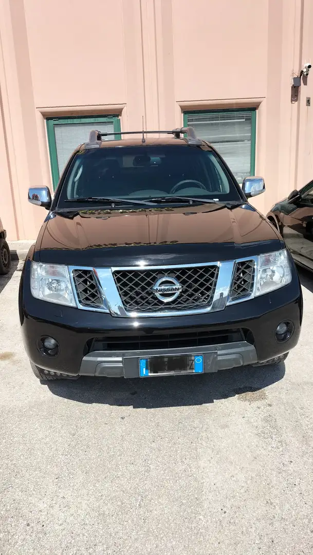 Nissan Navara Navara II 2010 2.5 dci d.cab LE cambio automatico - 2