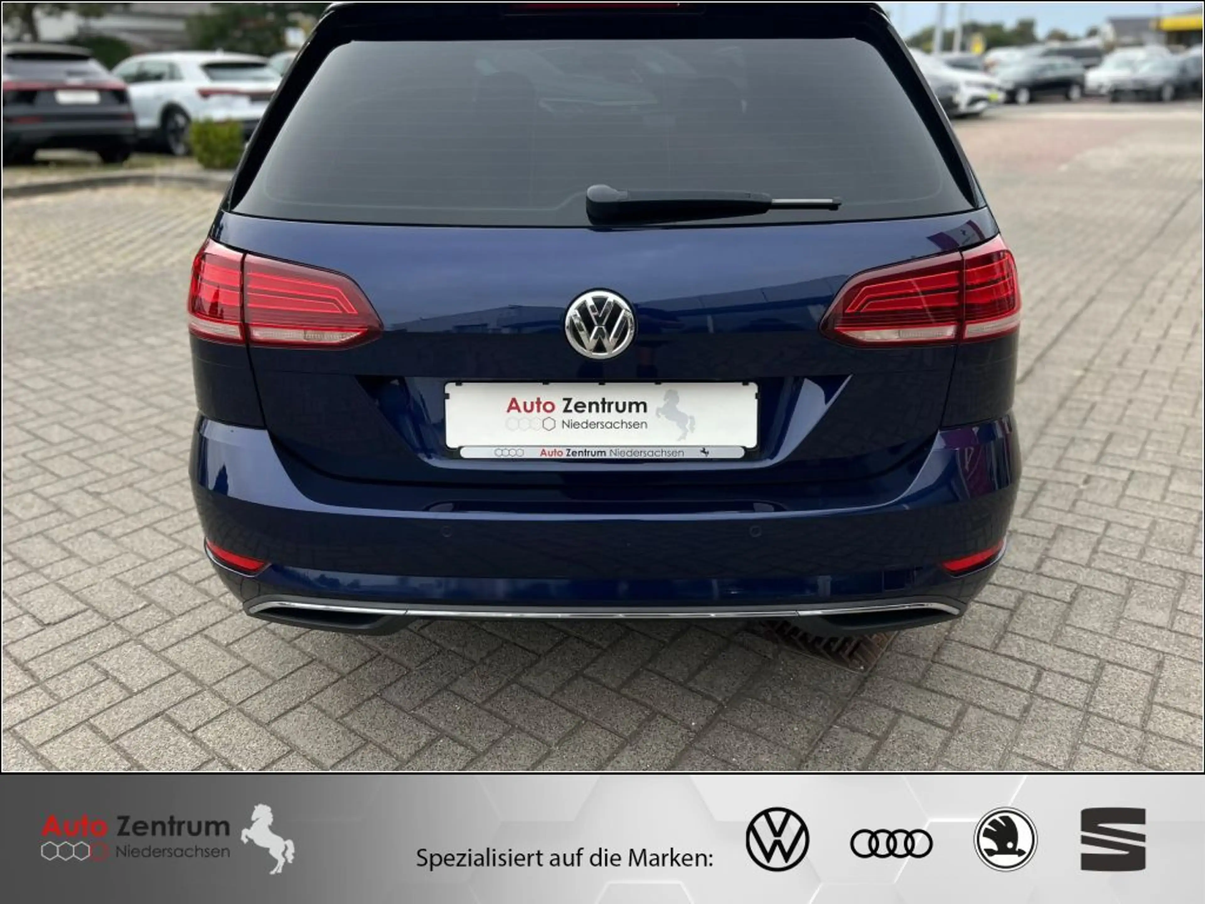 Volkswagen Golf Variant 1.5 TSI DSG Comfortline AHK*KAM*LED*NAVI* — photo 9