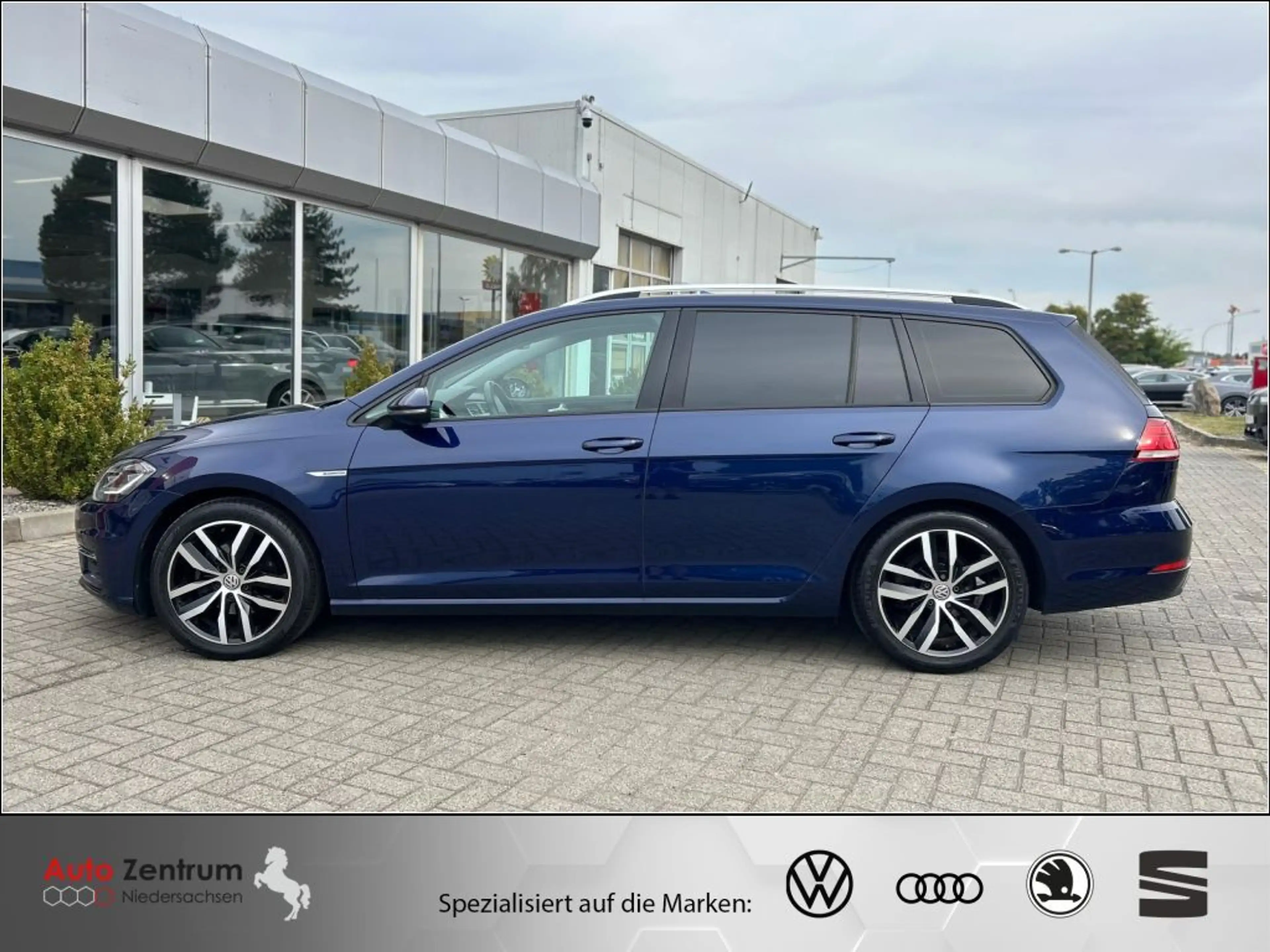 Volkswagen Golf Variant 1.5 TSI DSG Comfortline AHK*KAM*LED*NAVI* — photo 7