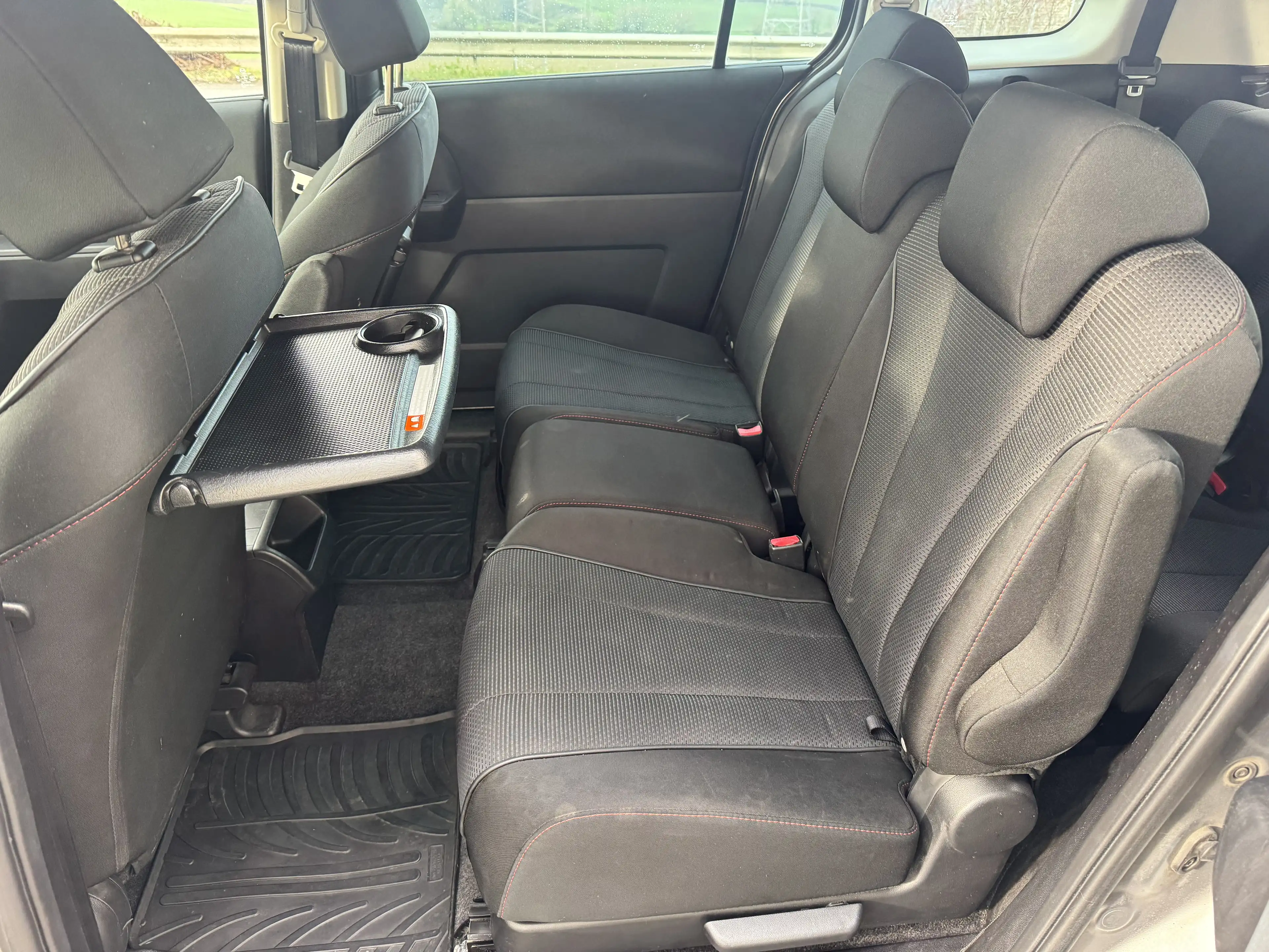 Mazda 5 5 2.0i i-Stop Active — photo 10