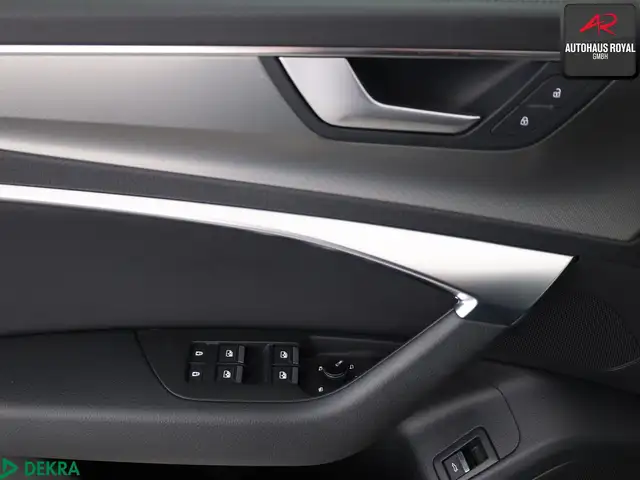 Audi A6 view 11
