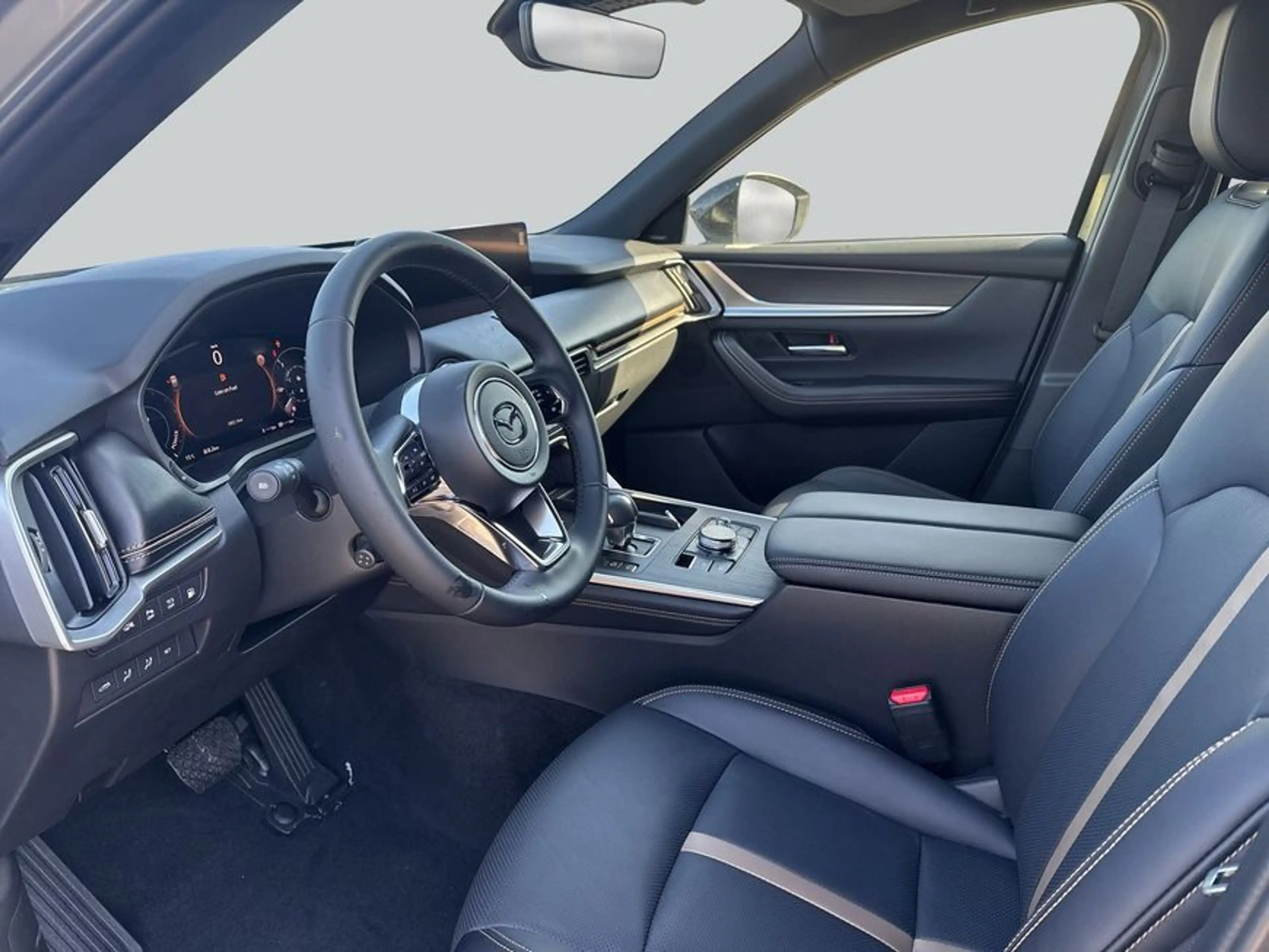 Mazda CX-60 AWD PHEV Aut. HOMURA 141 kW, 5-türig — photo 10