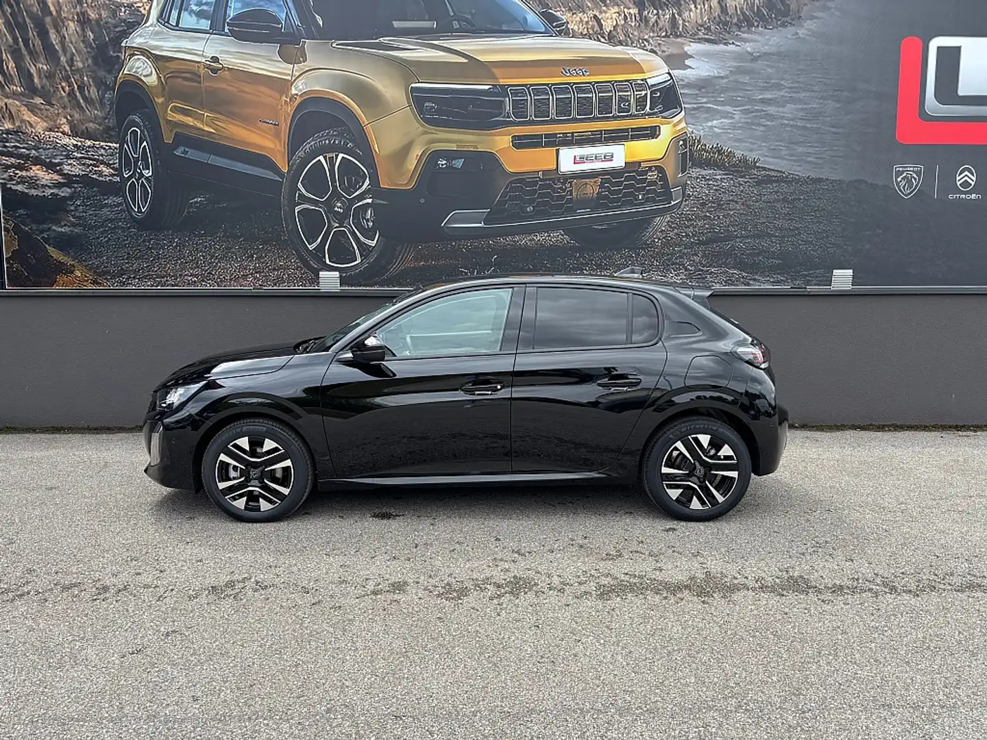 Peugeot 208 PureTech 100 S&S Allure inkl. Vision & Navigati... Schwarz - 2