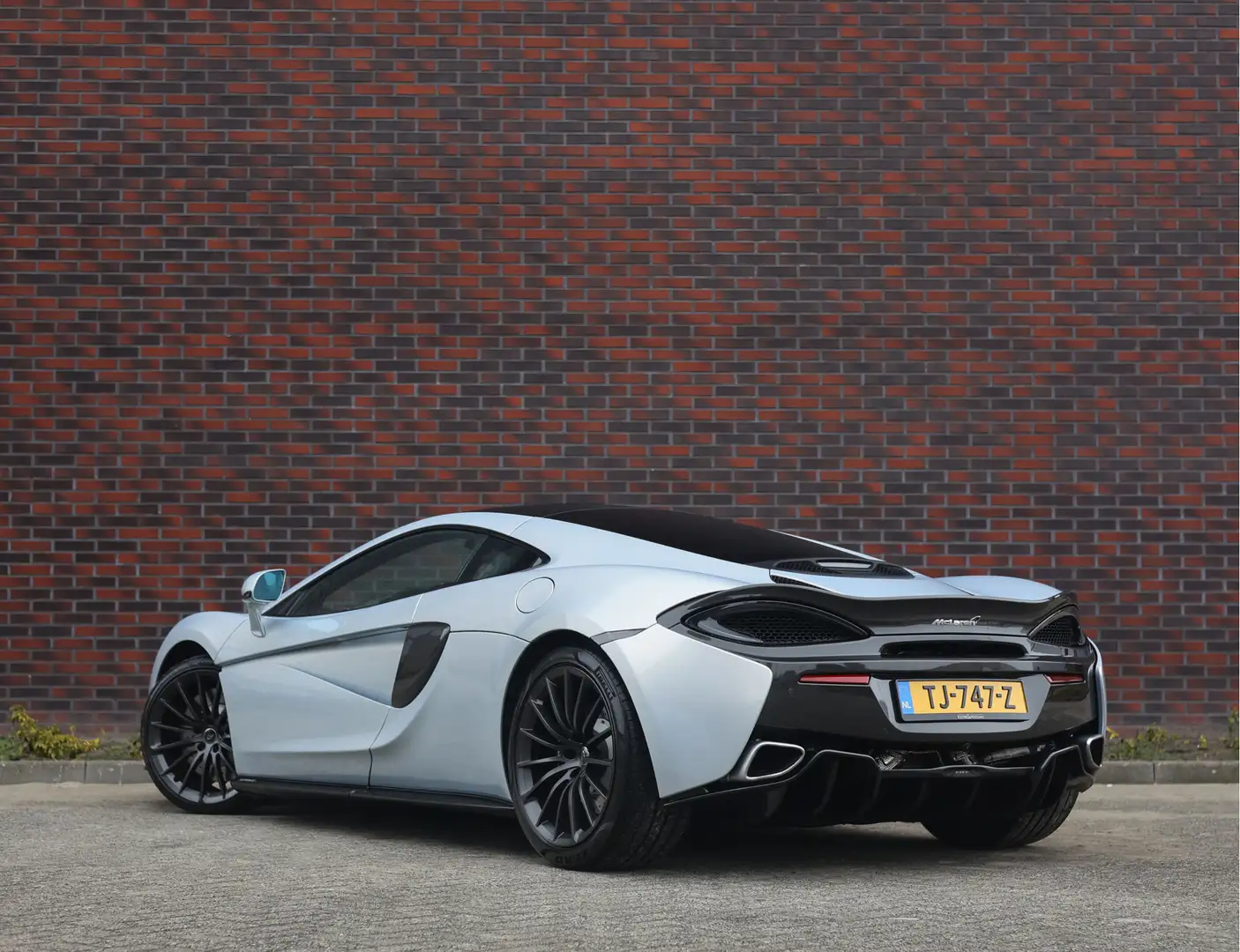 McLaren 570GT 3.8 | Lift - Pano - Bow&Wil Silber - 2