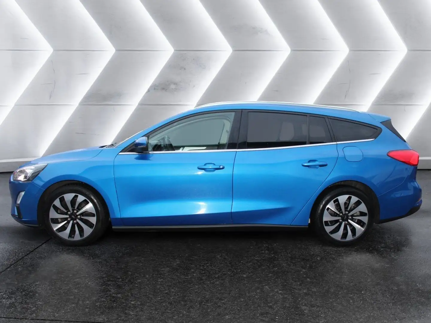 Ford Focus Turnier Cool & Connect - Winterpaket Blau - 2