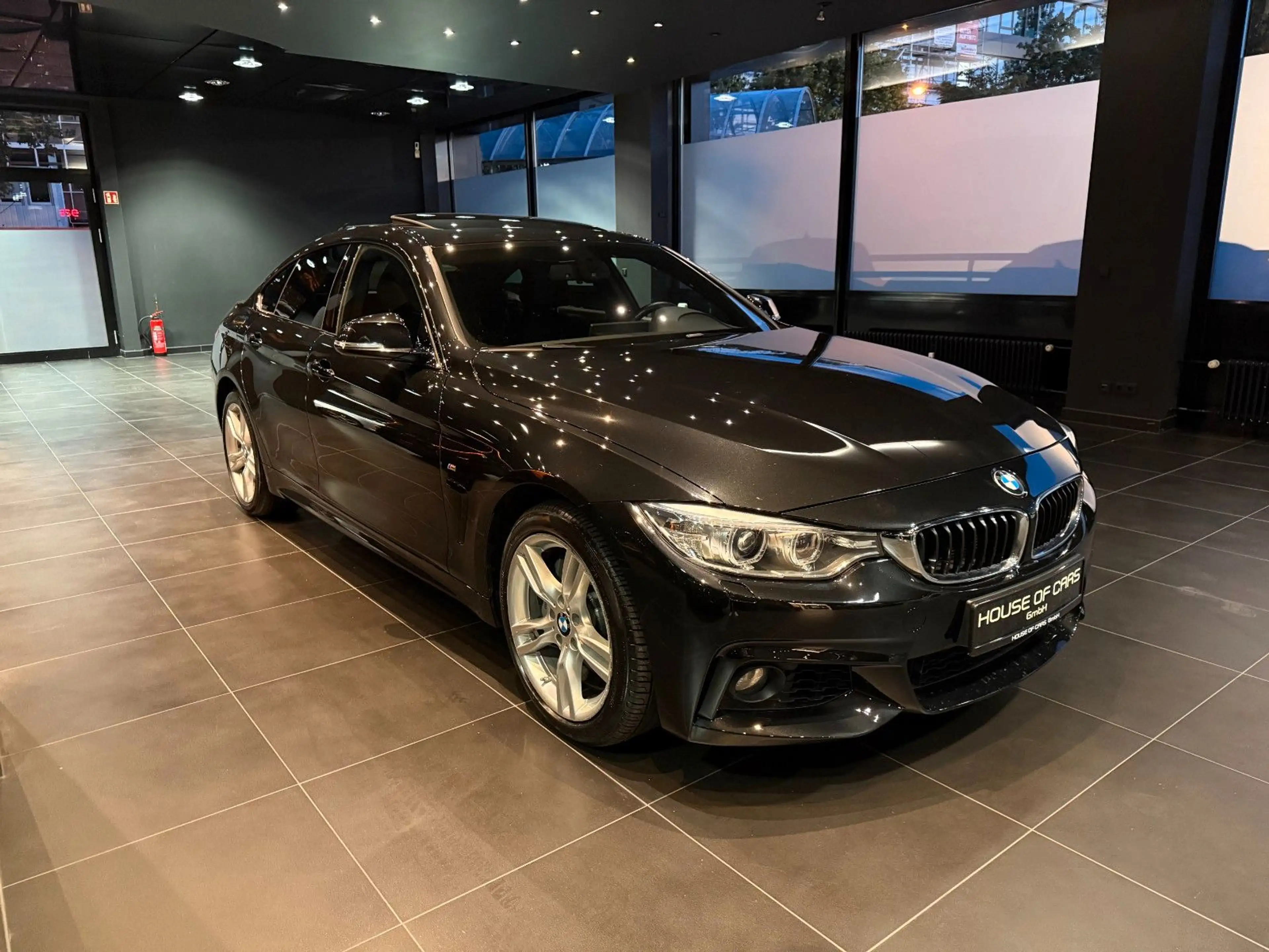 BMW 435 xDrive M-Sport*Schiebedach*F1*DE — photo 2