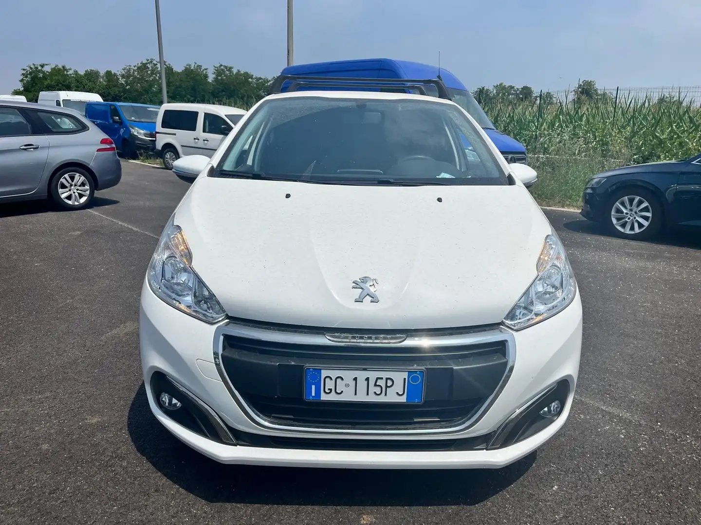Peugeot 208 VAN BlueHDi 100cv Manual Diesel S TG : GC115PJ Bianco - 2