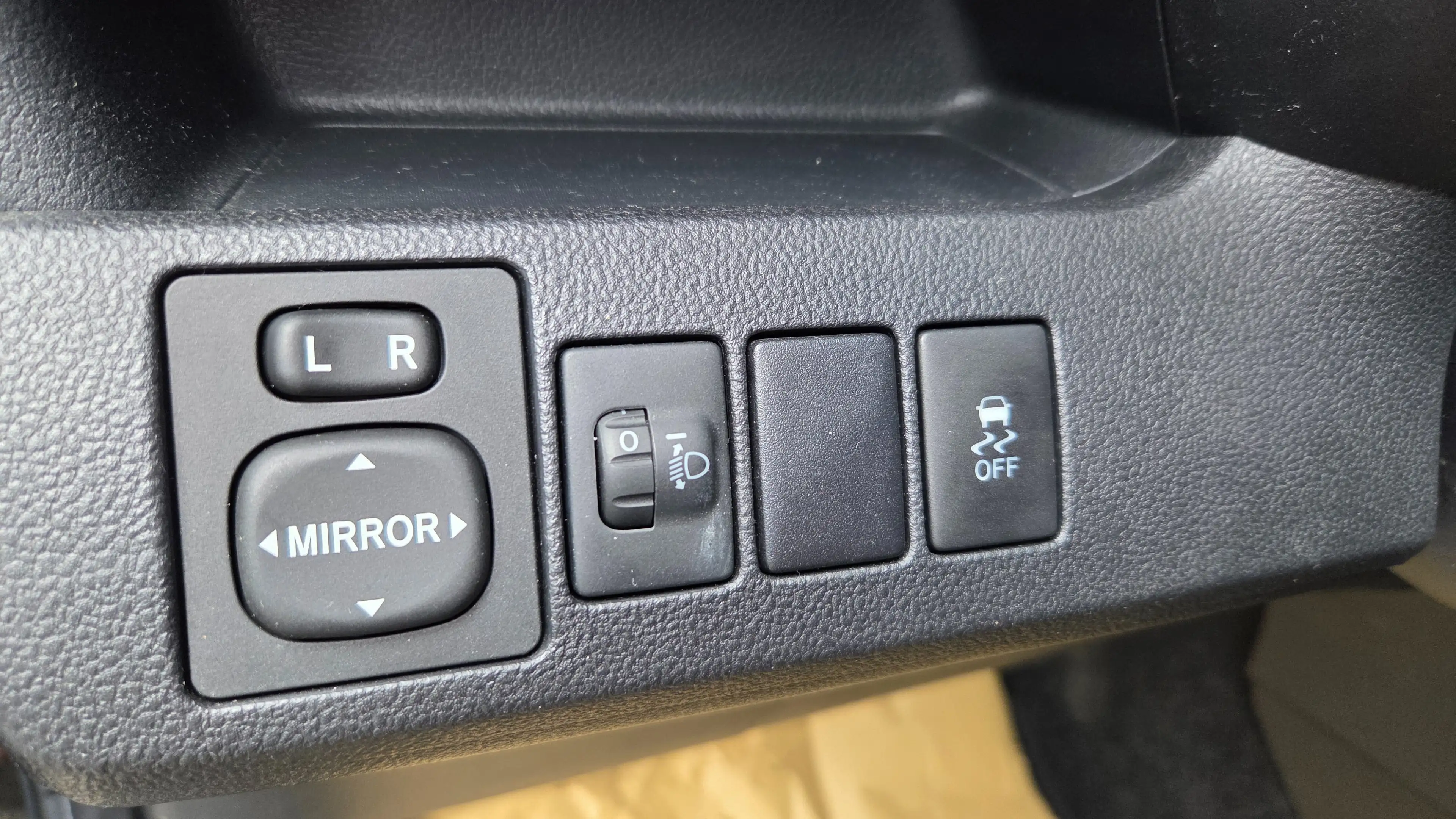 Toyota Verso-S 1.3 VVT-i Comfort Airco APK — photo 9