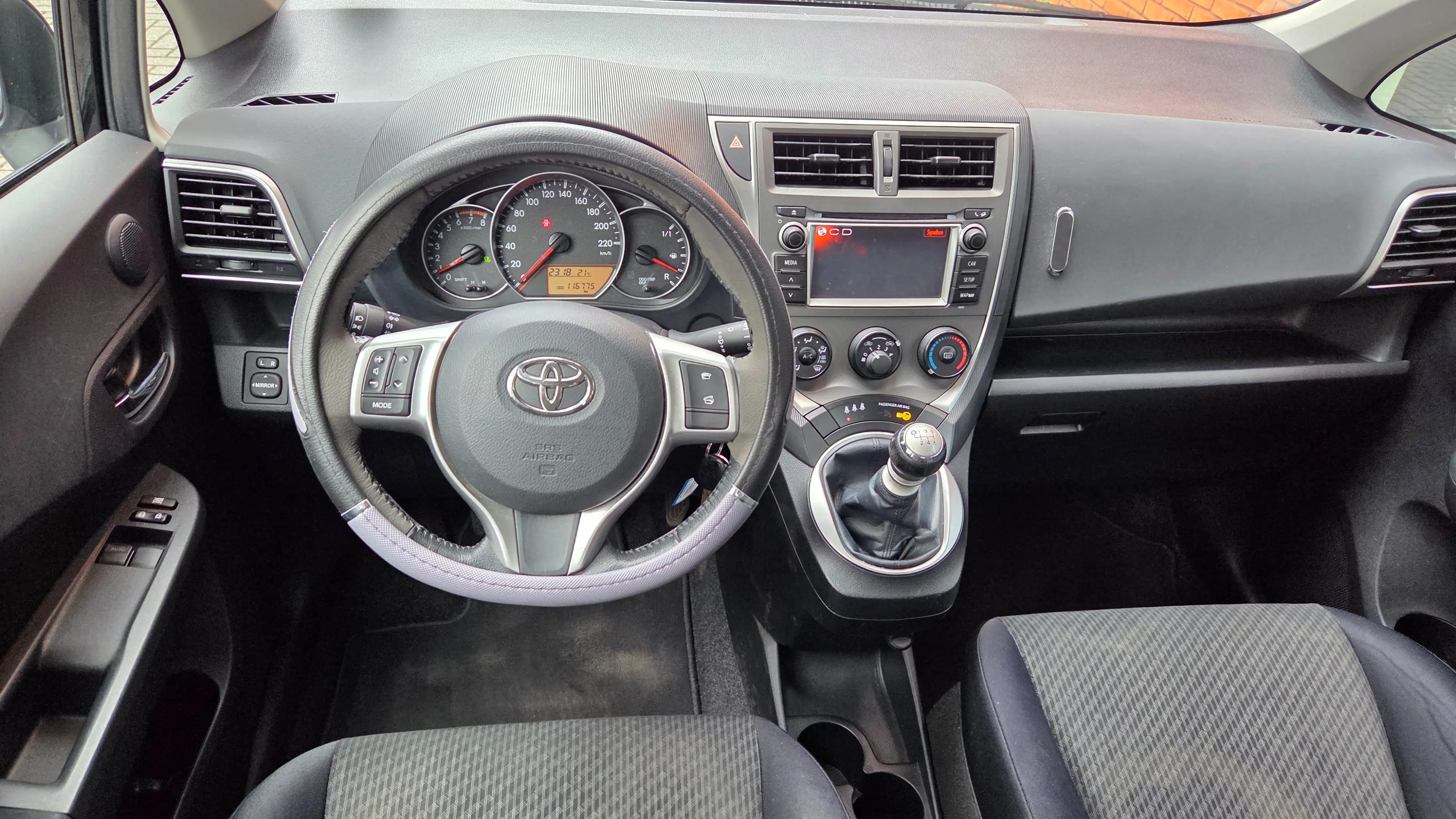 Toyota Verso-S 1.3 VVT-i Comfort Airco APK — photo 4