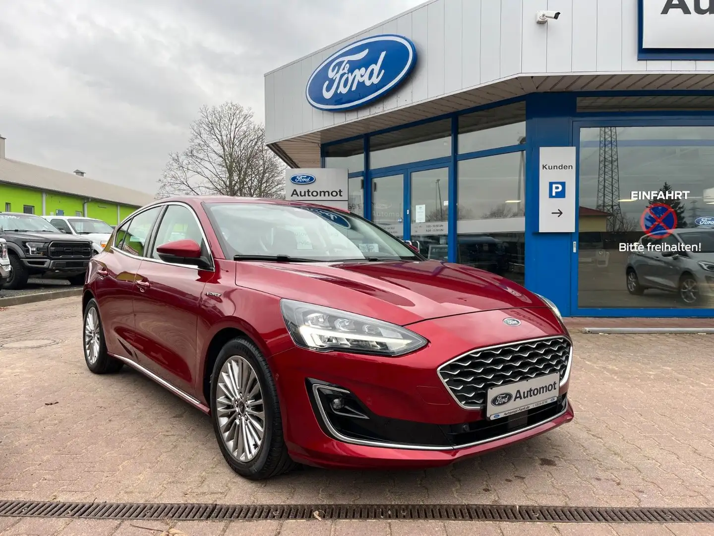 Ford Focus 1.5 Vignale*LED*Navi*Winterp.*Head-Up Rot - 1