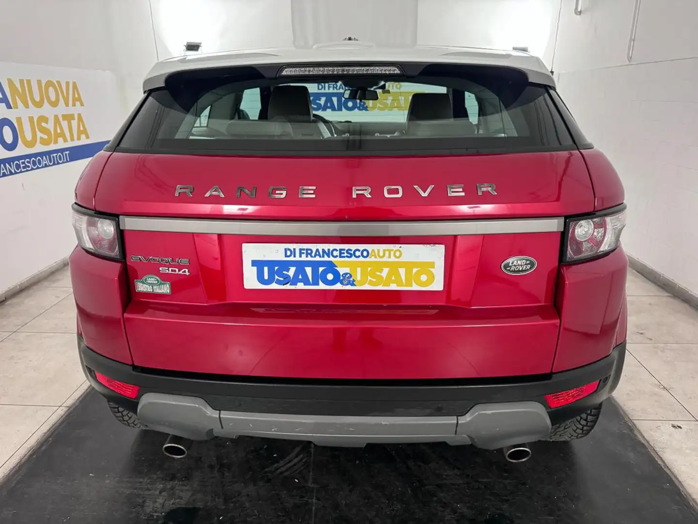 Land Rover Range Rover Evoque 3p 2.2 sd4 Pure 190cv auto 9m Rojo - 2