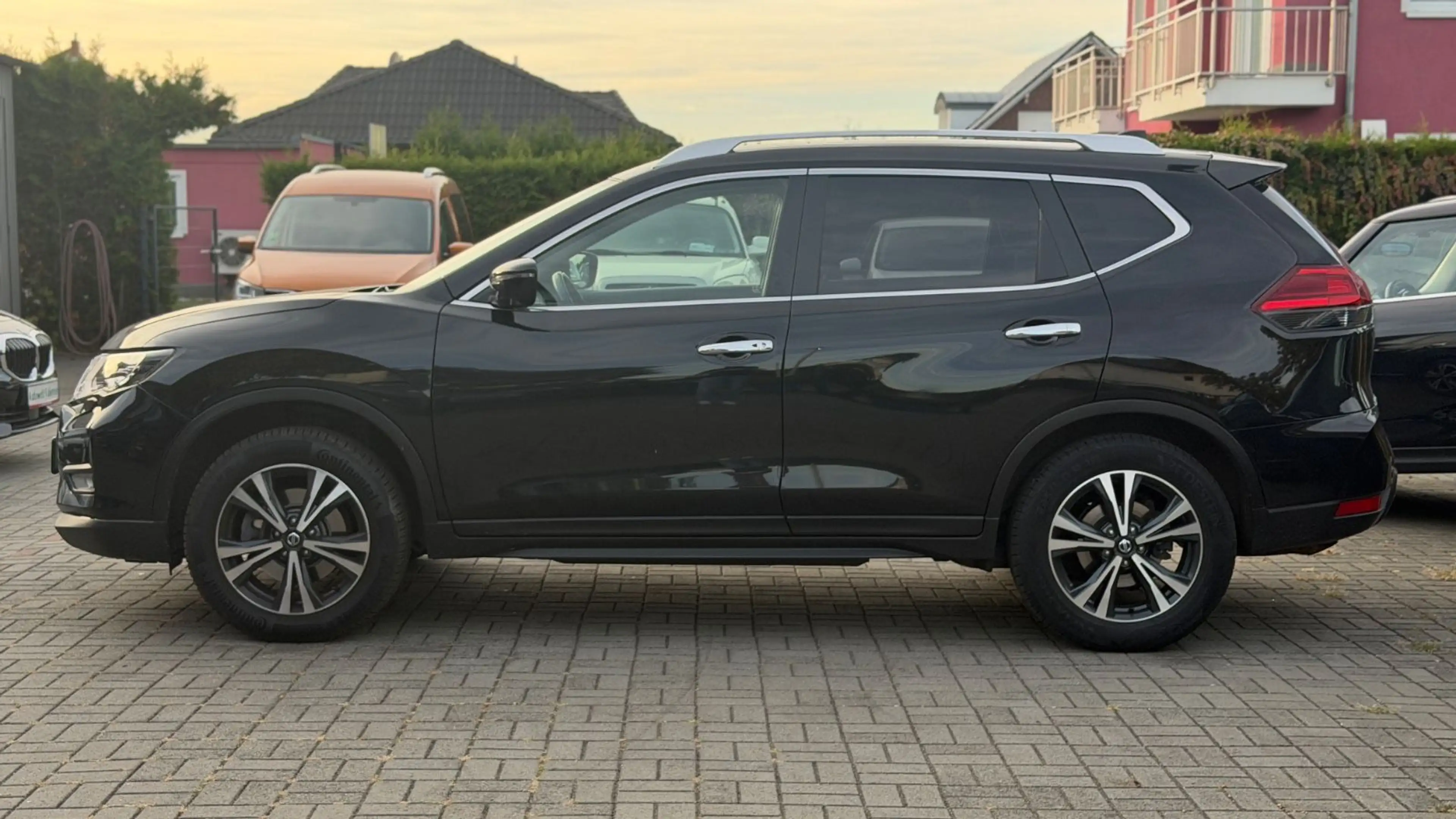 Nissan X-Trail N-Connecta — photo 3