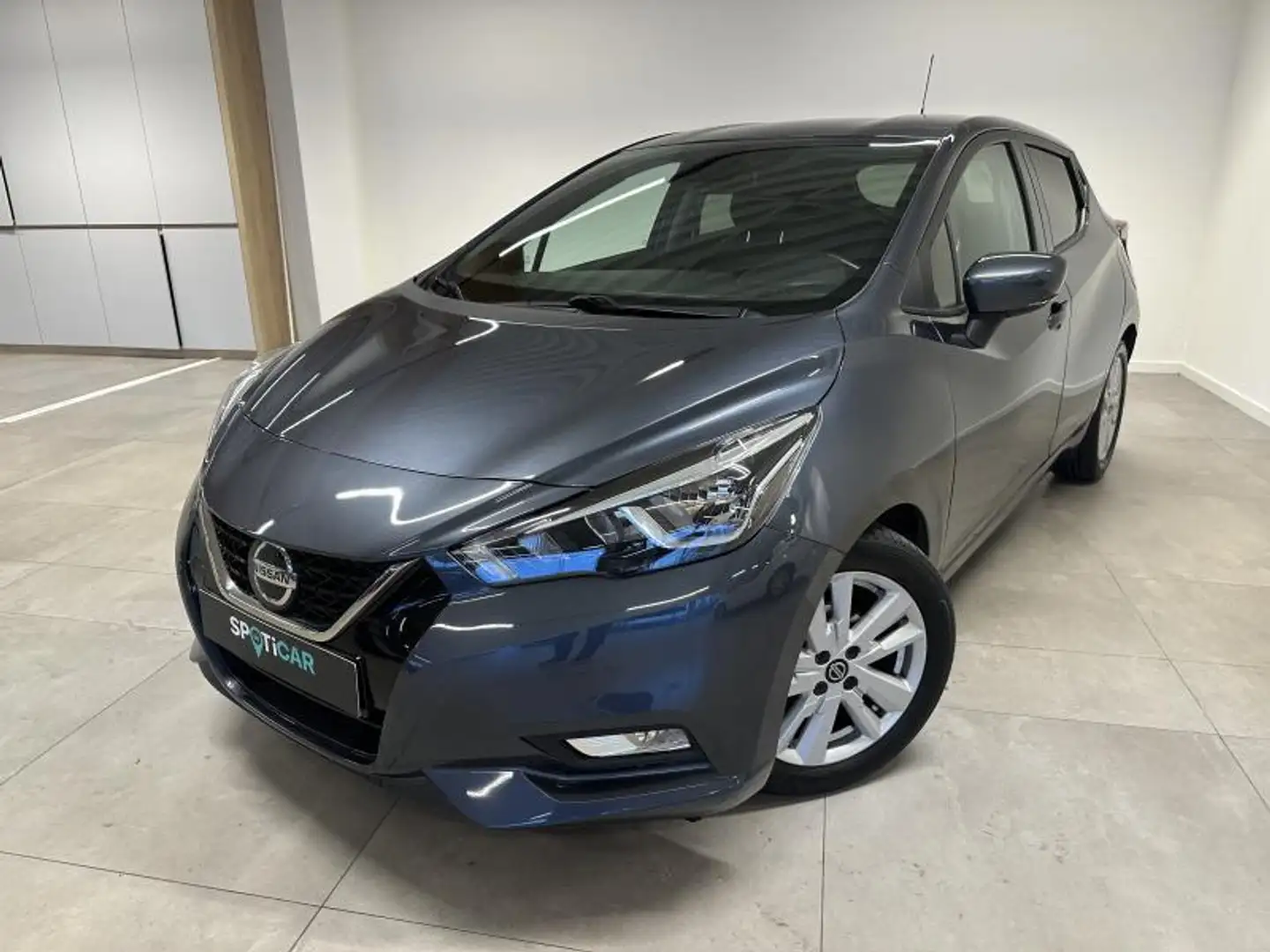 Nissan Micra 1.0 BENZINE 100 X-TRONIC Grijs - 1