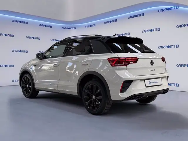 Volkswagen T-Roc view 4