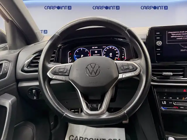 Volkswagen T-Roc view 13