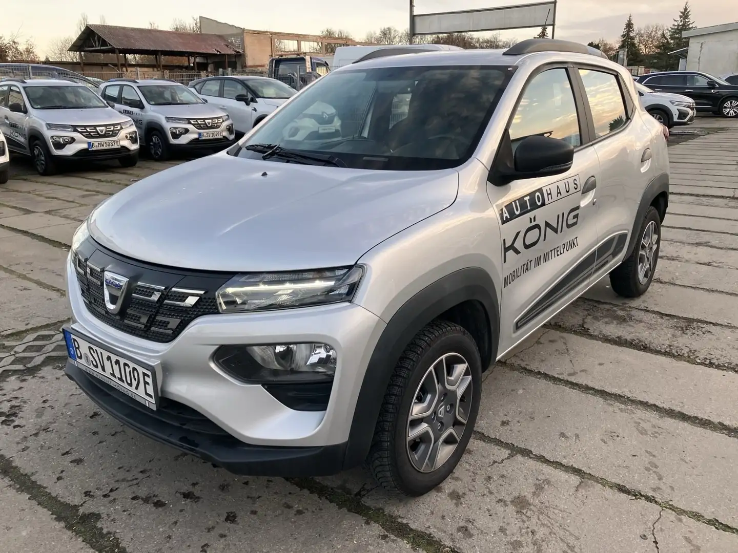 Dacia Spring Business Klima Navi Automatik Gris - 1